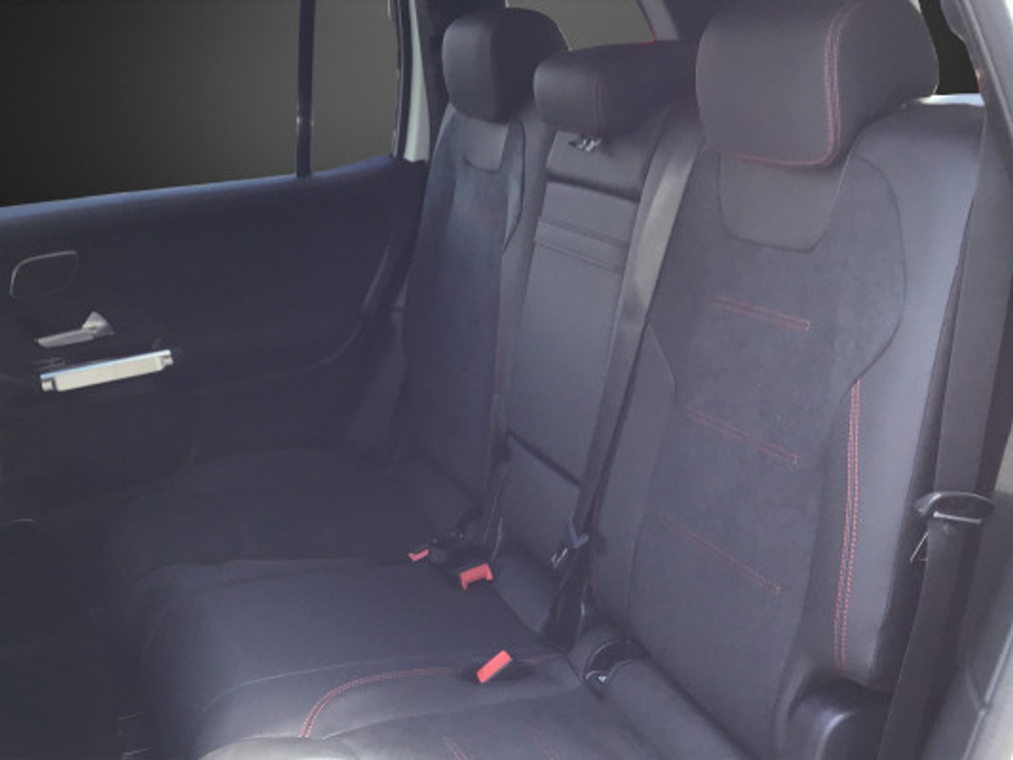 listing desktop thumbnail image 9