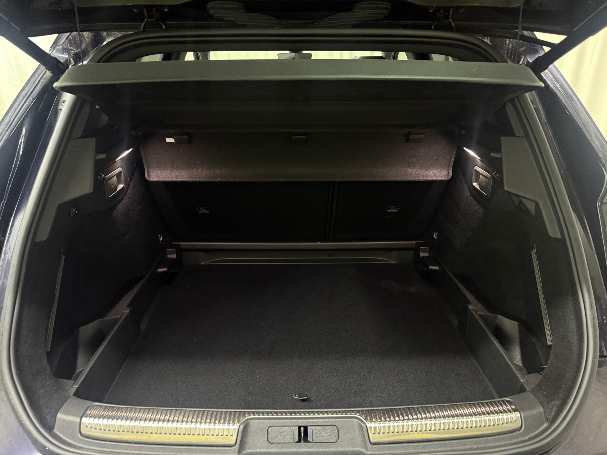 listing desktop thumbnail image 13