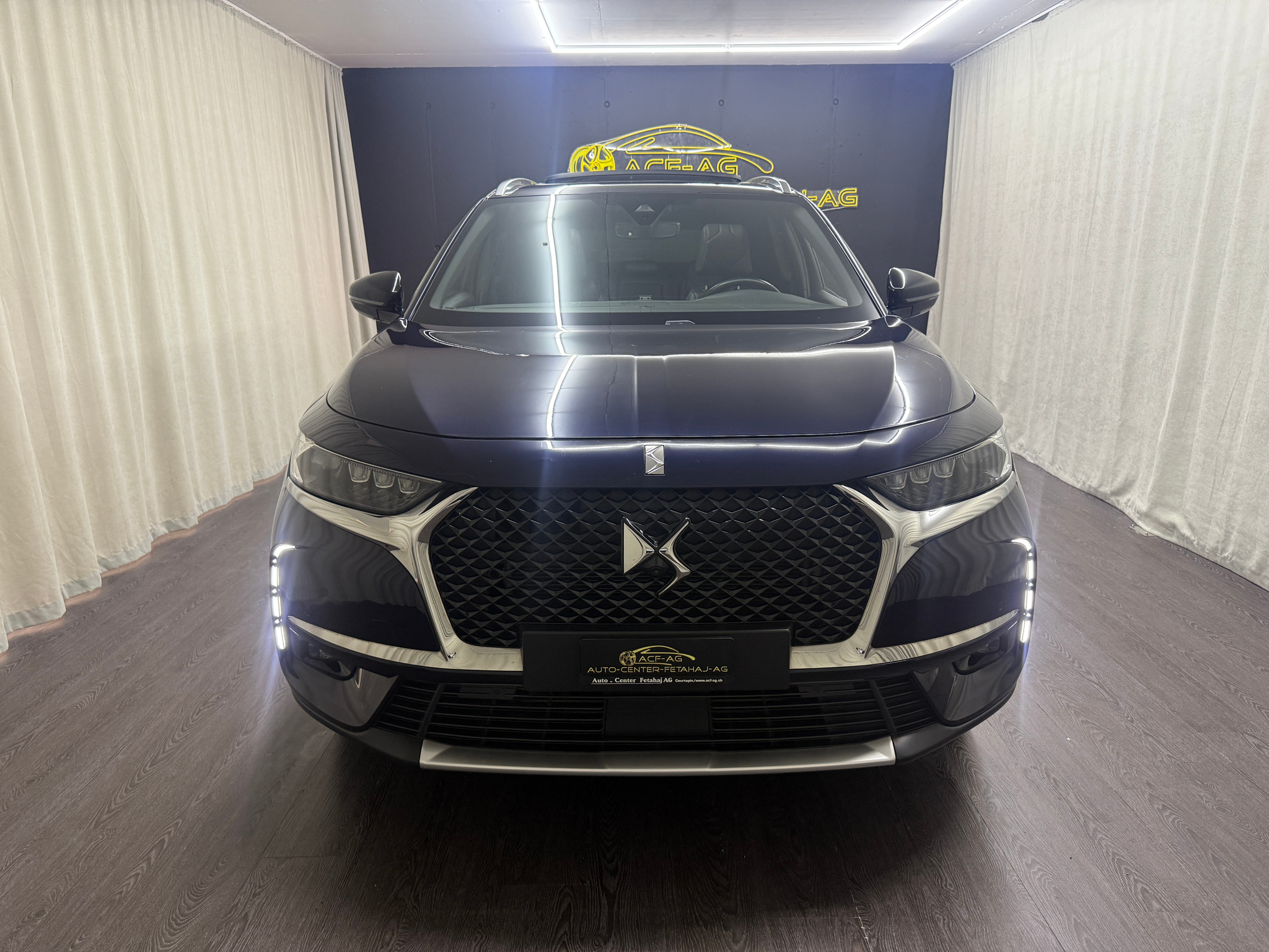 listing desktop thumbnail image 1