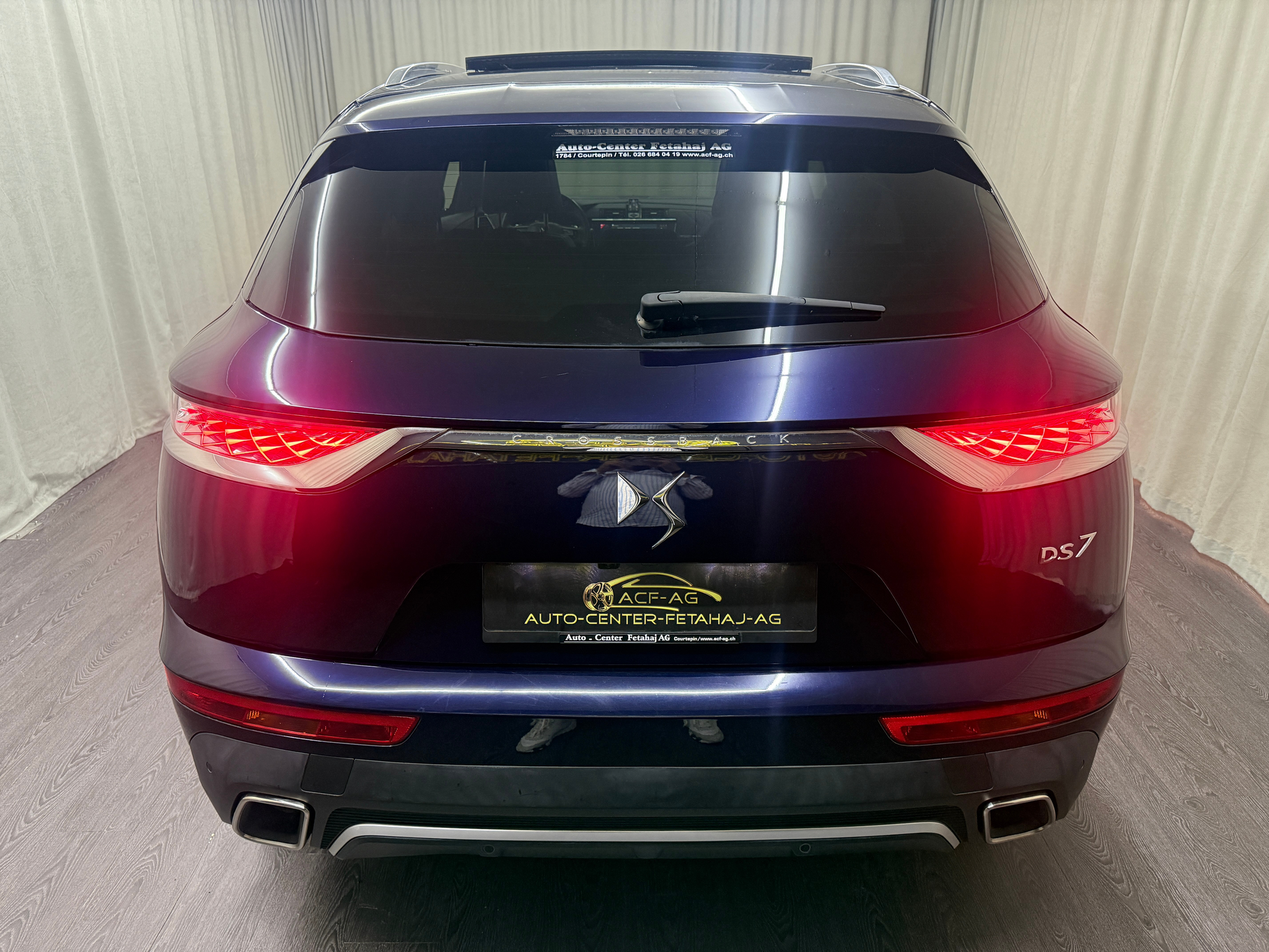 listing desktop thumbnail image 4