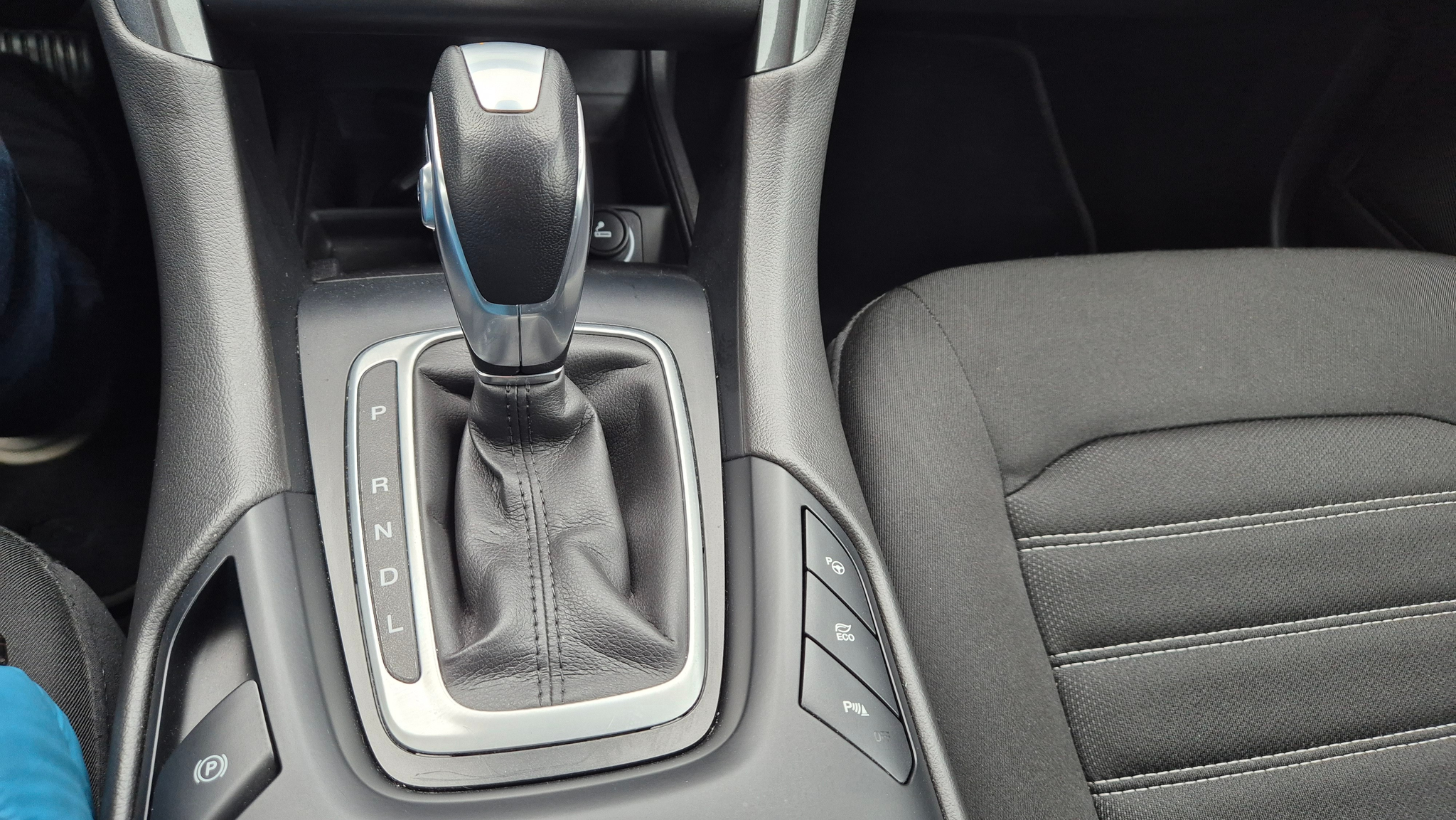 listing desktop thumbnail image 13