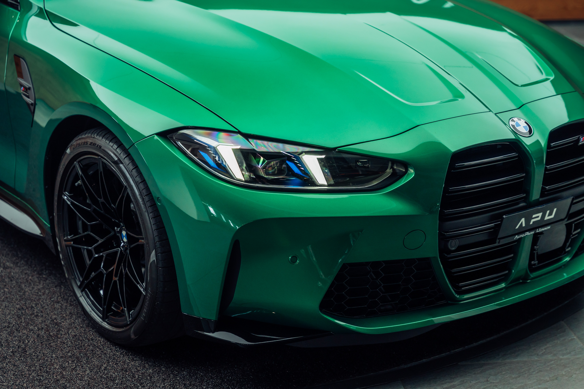 listing desktop thumbnail image 23