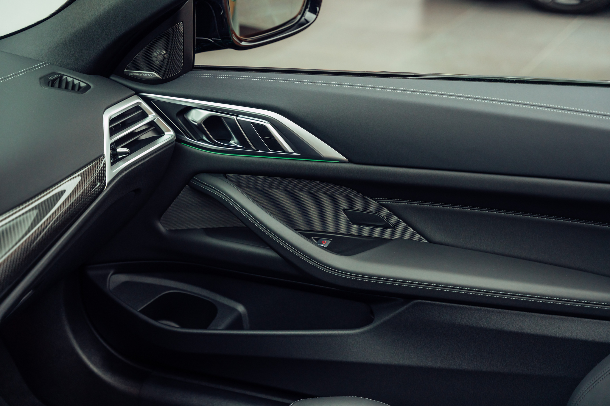 listing desktop thumbnail image 10