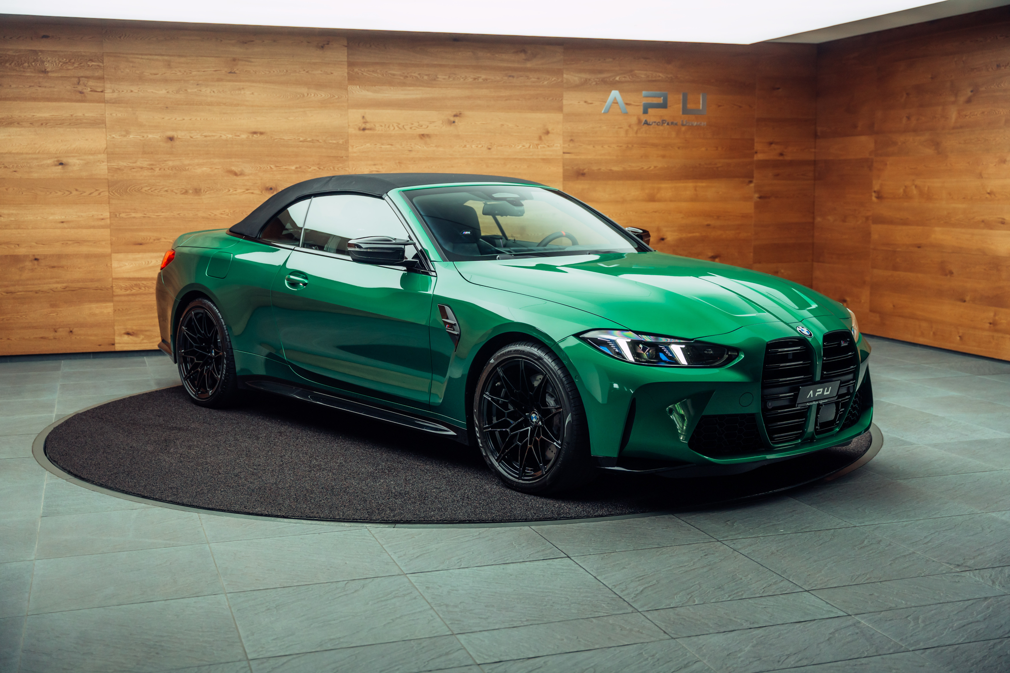 listing desktop thumbnail image 19