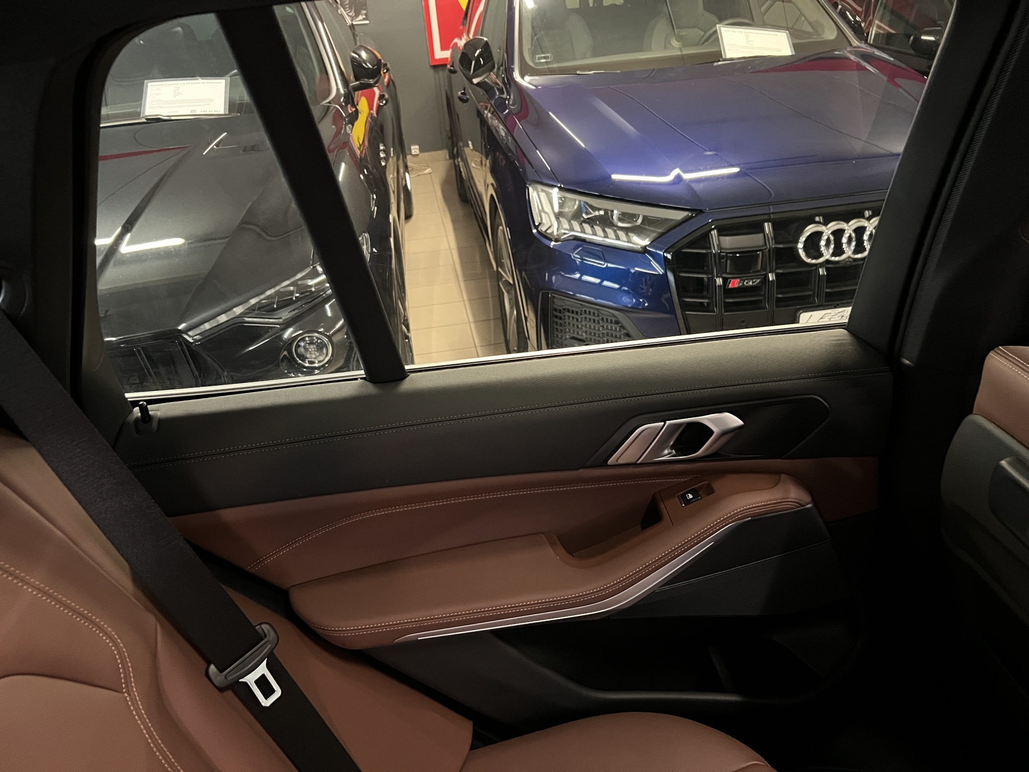 listing desktop thumbnail image 11