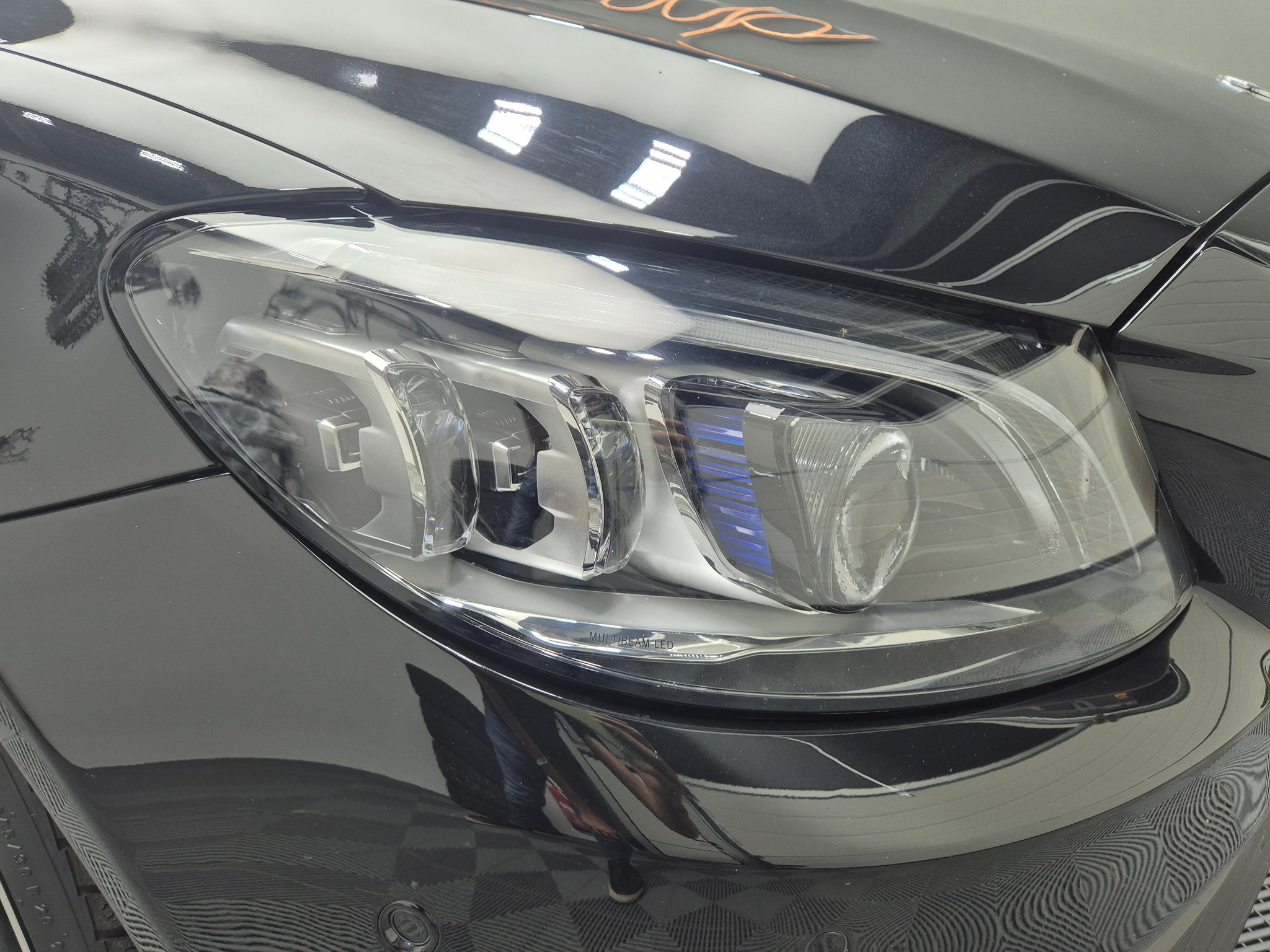 listing desktop thumbnail image 3