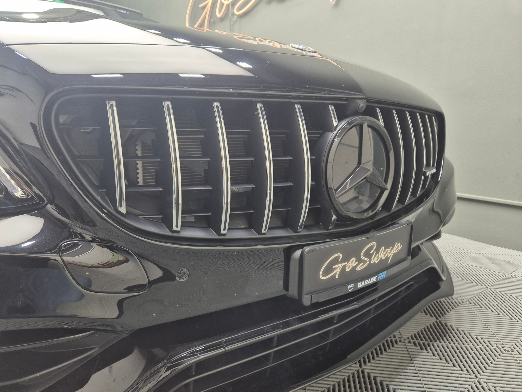 listing desktop thumbnail image 2