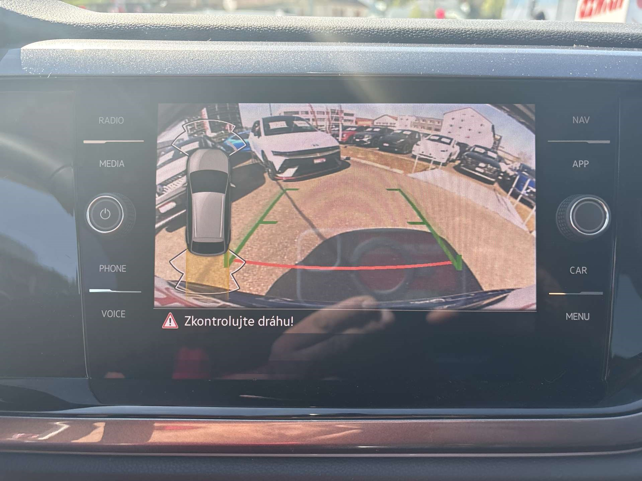 listing desktop thumbnail image 9