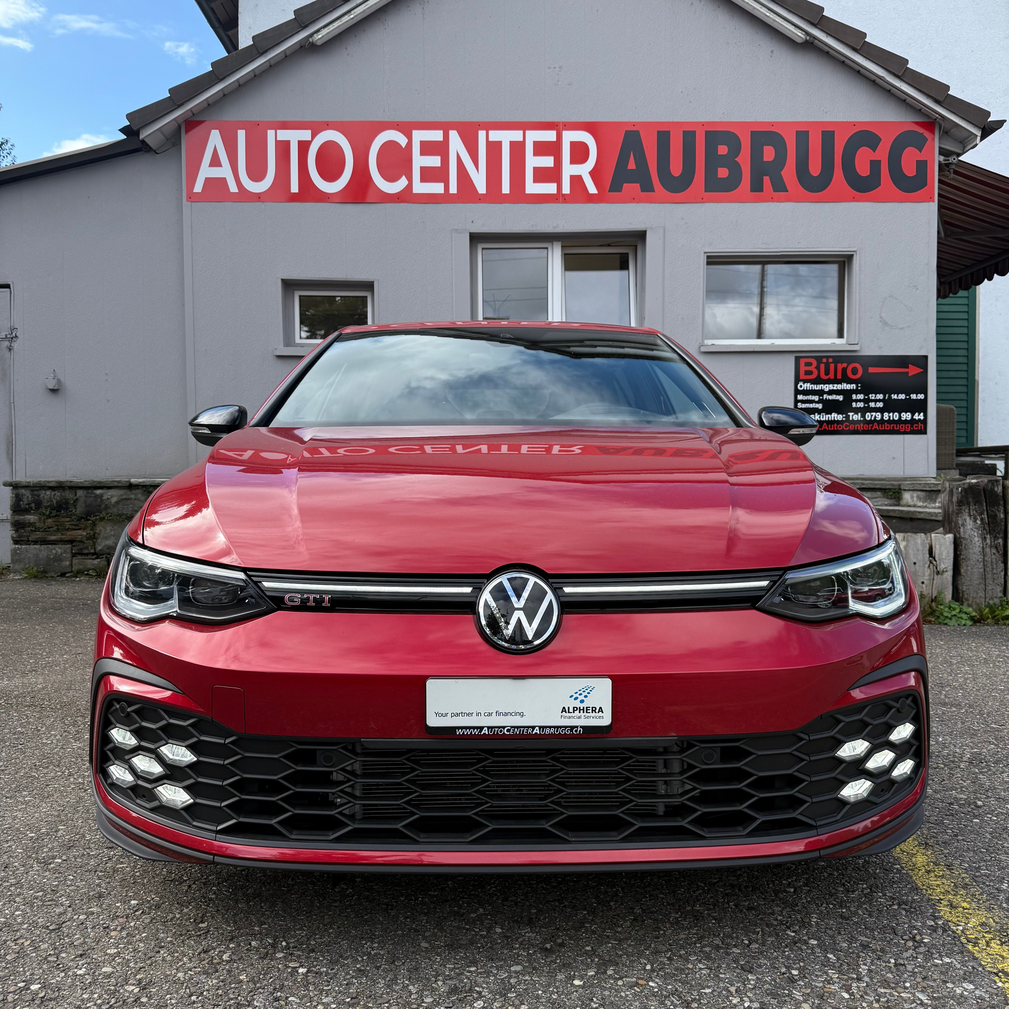 listing desktop thumbnail image 6