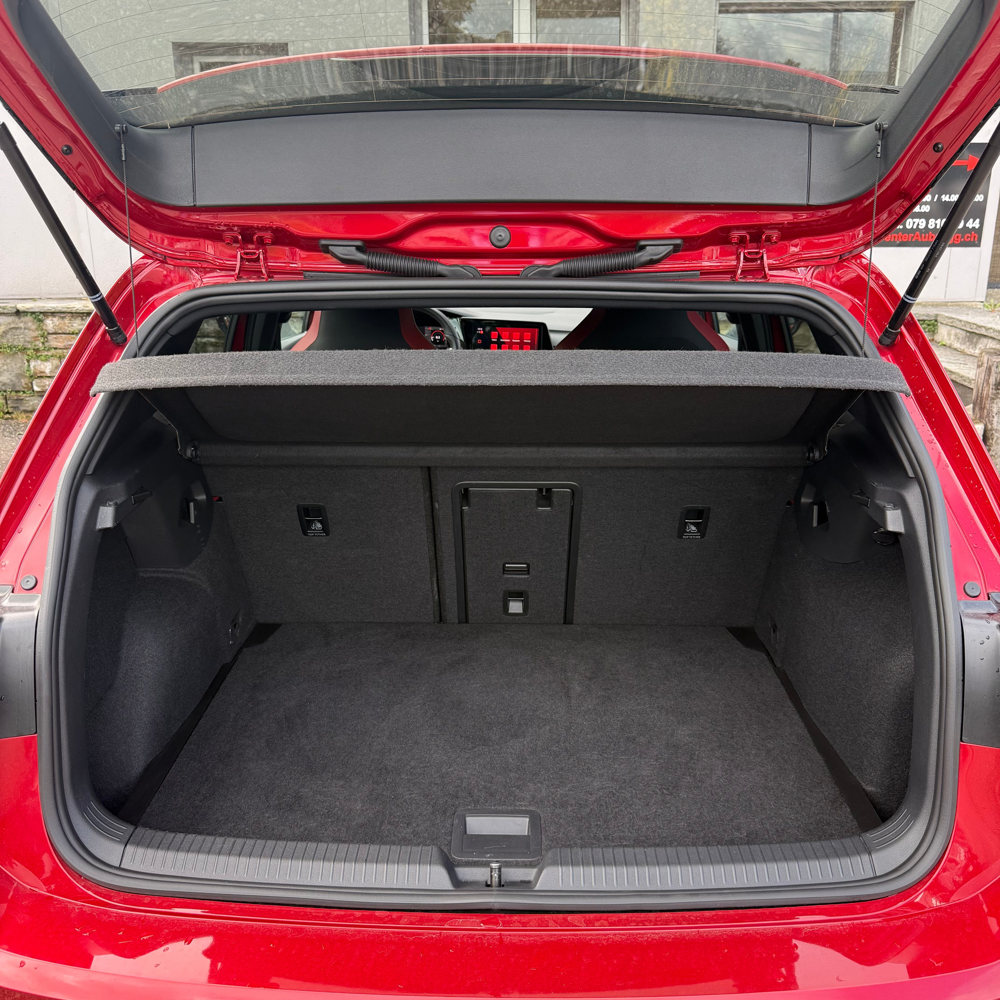 listing desktop thumbnail image 27