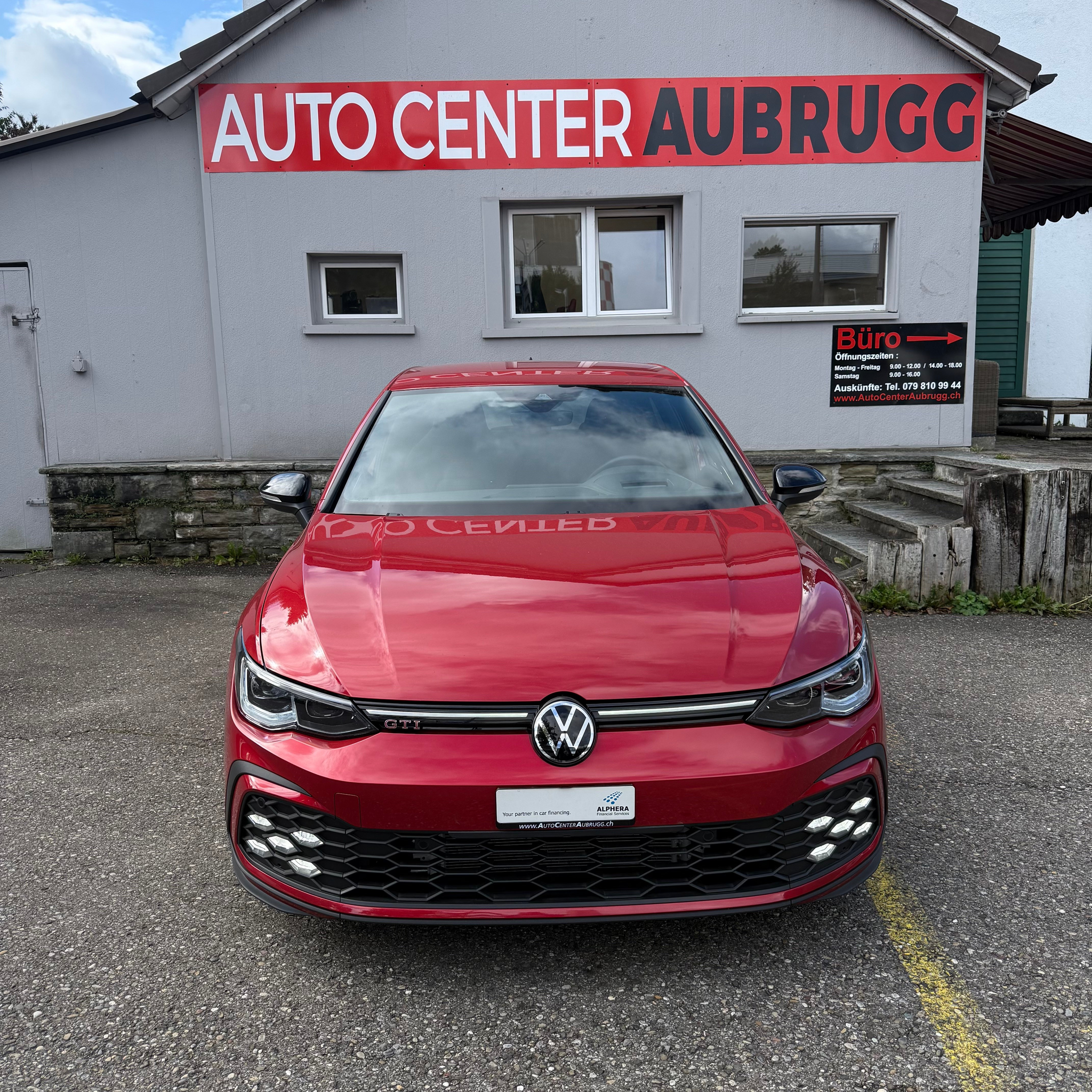 listing desktop thumbnail image 5