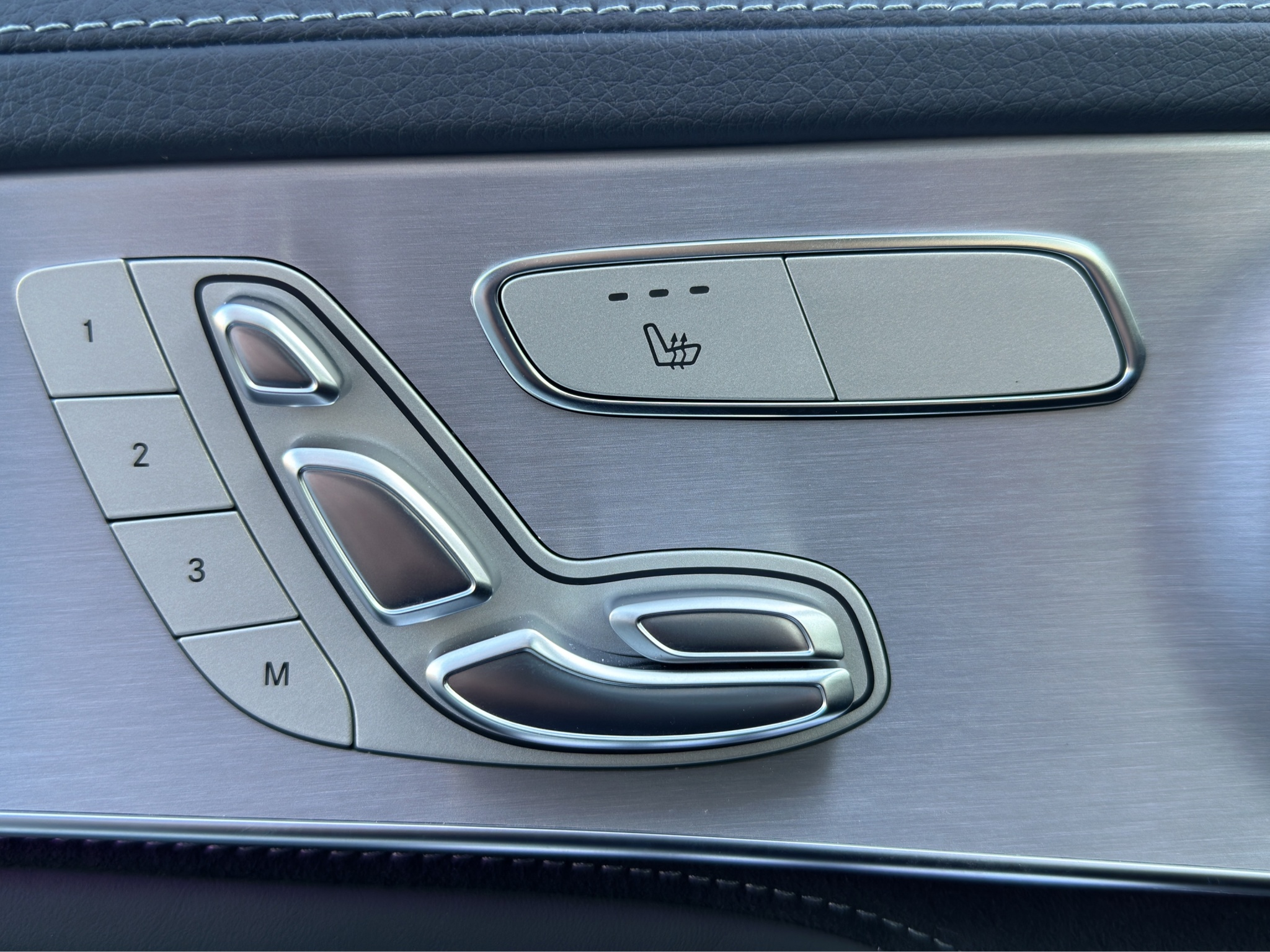 listing desktop thumbnail image 21