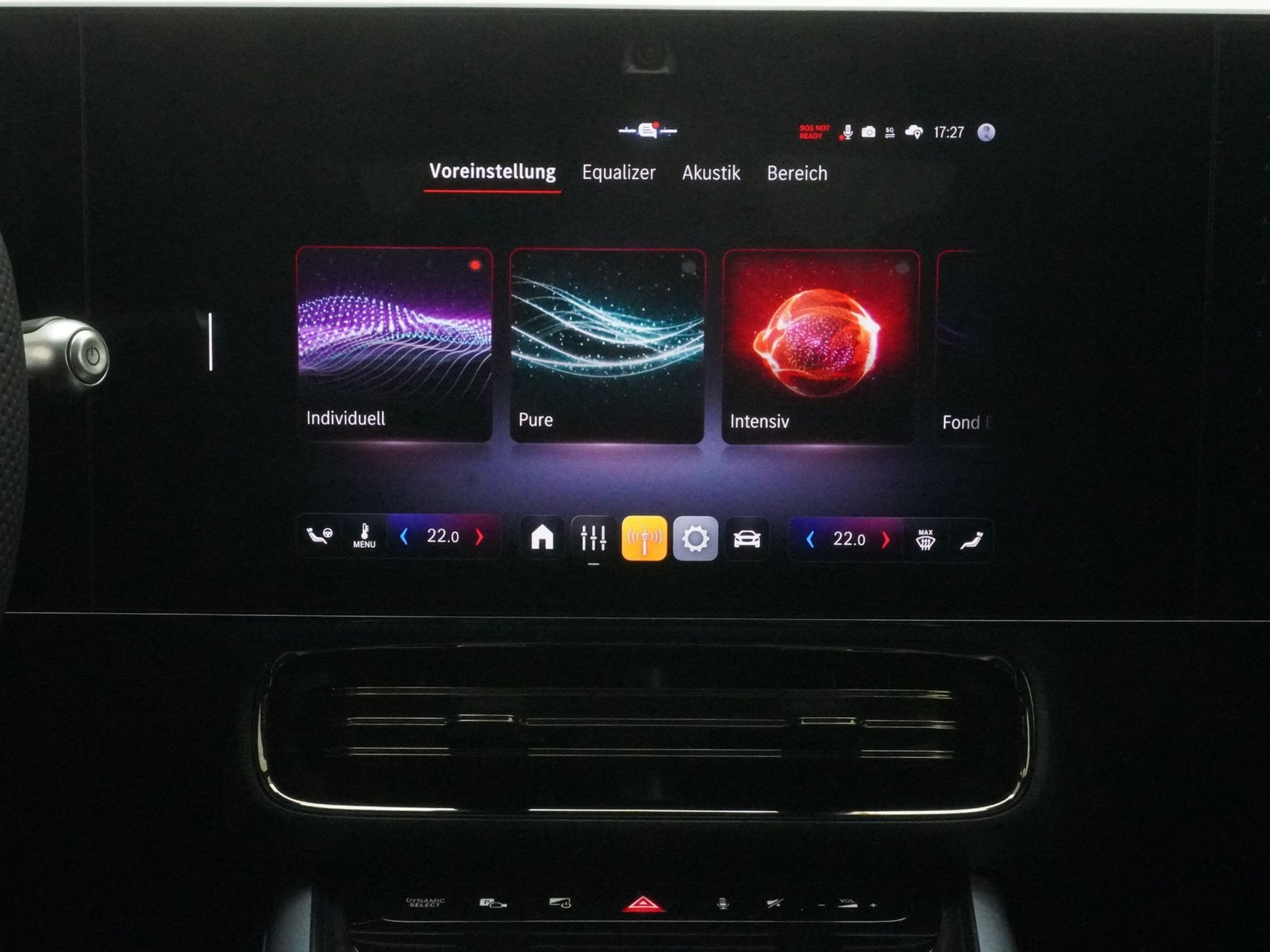 listing desktop thumbnail image 11