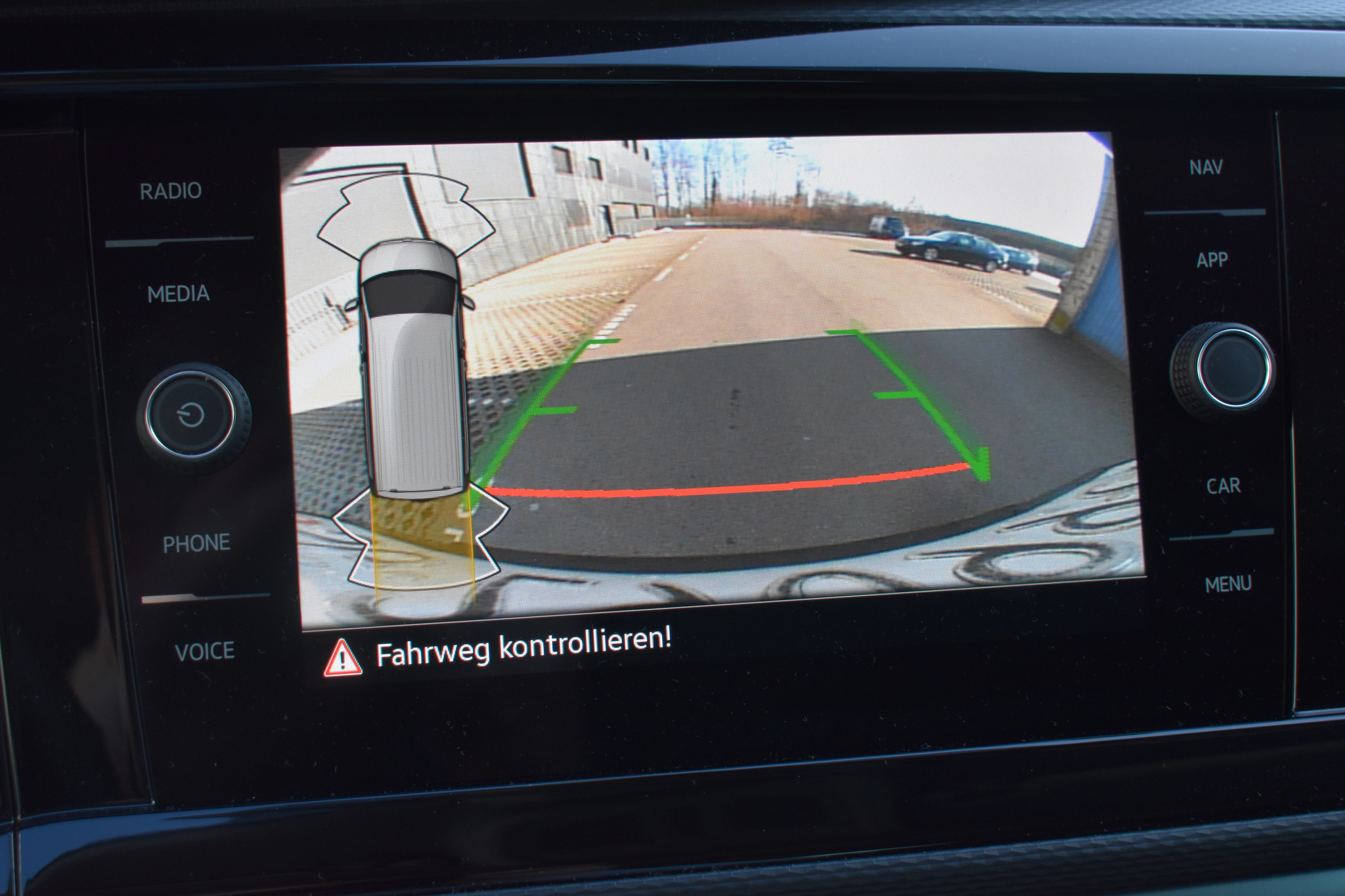 listing desktop thumbnail image 12