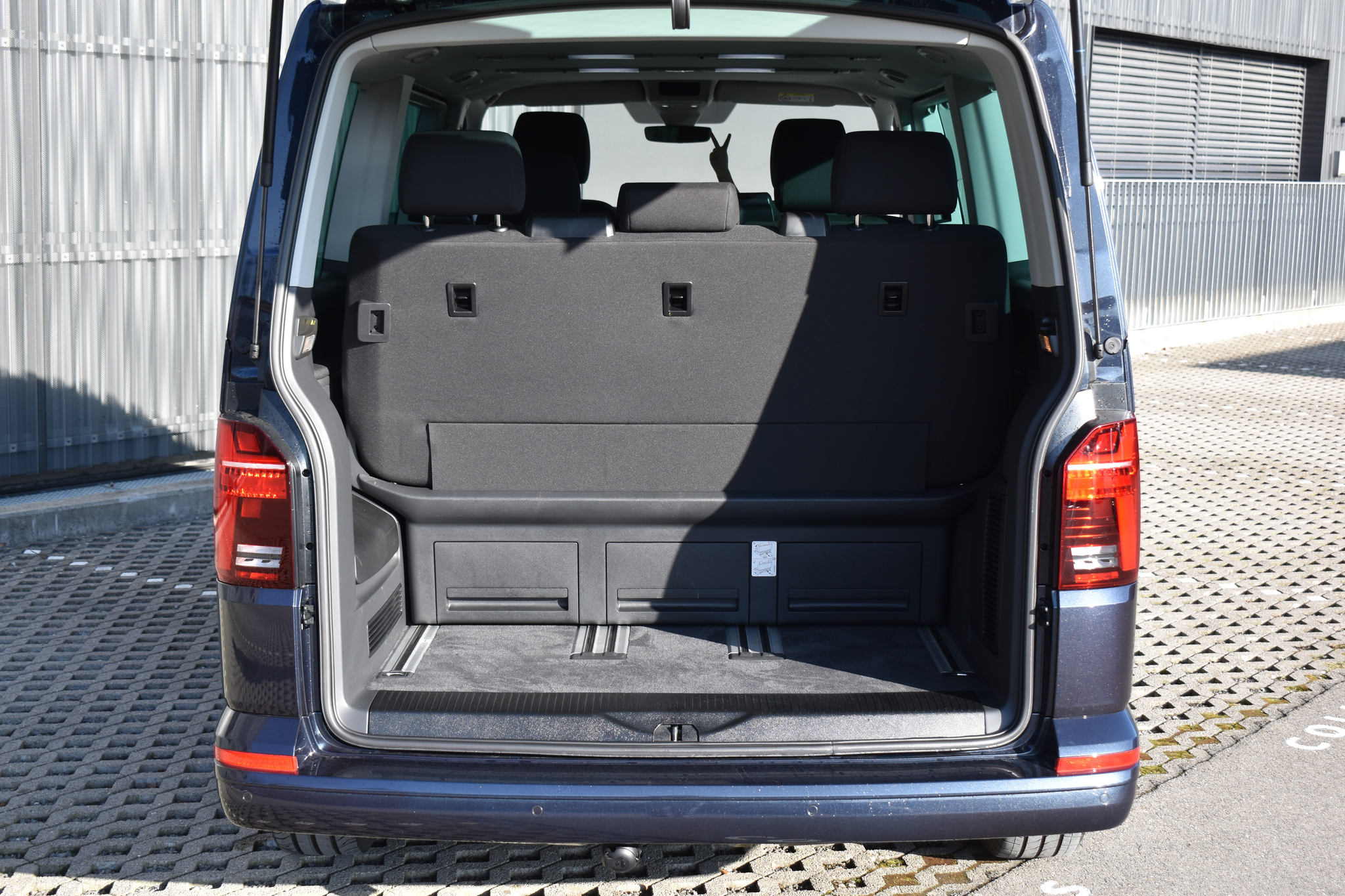 listing desktop thumbnail image 5