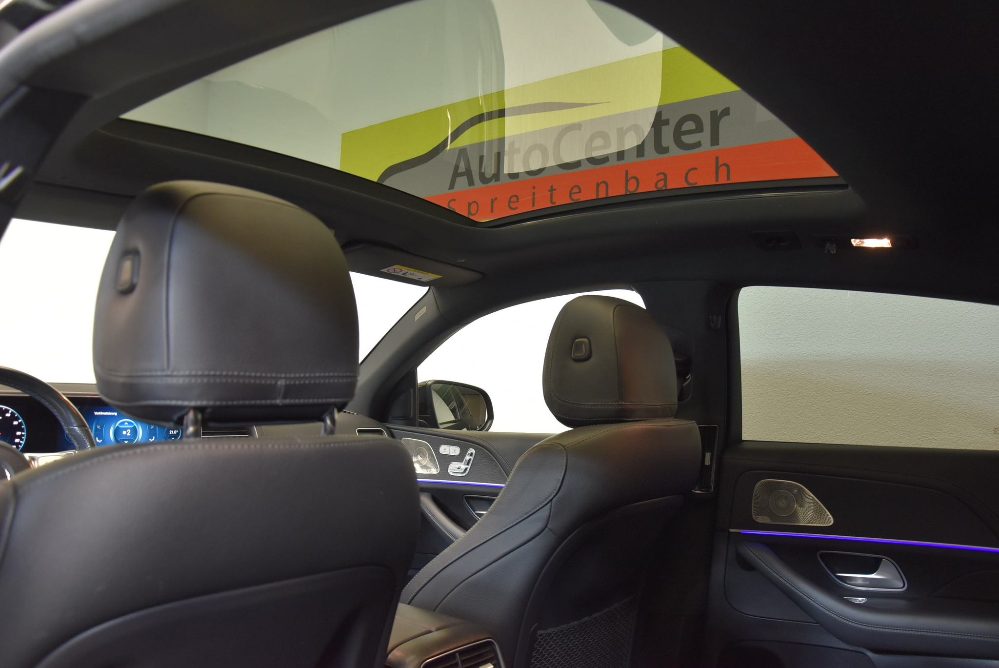 listing desktop thumbnail image 8