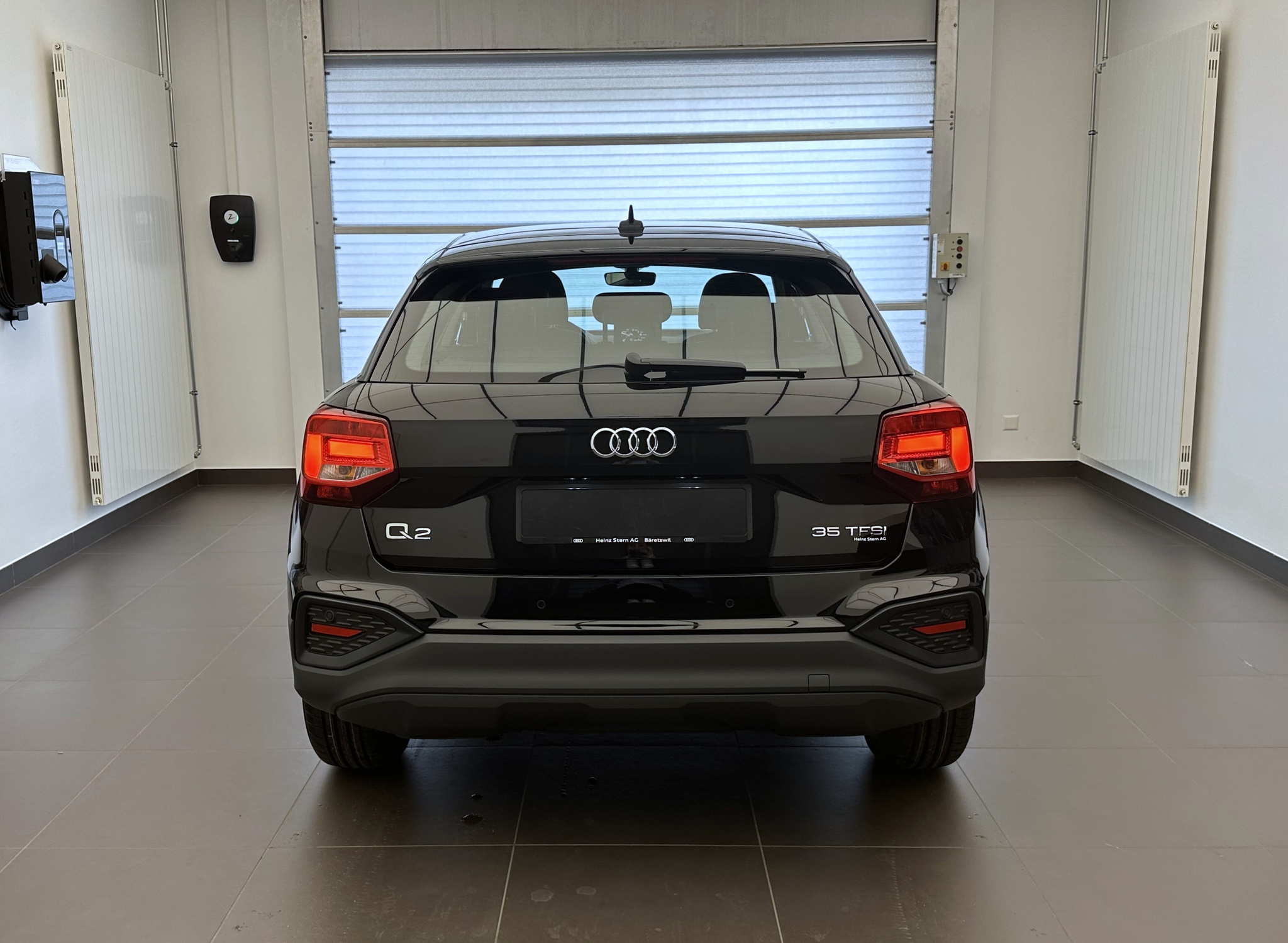 listing desktop thumbnail image 21