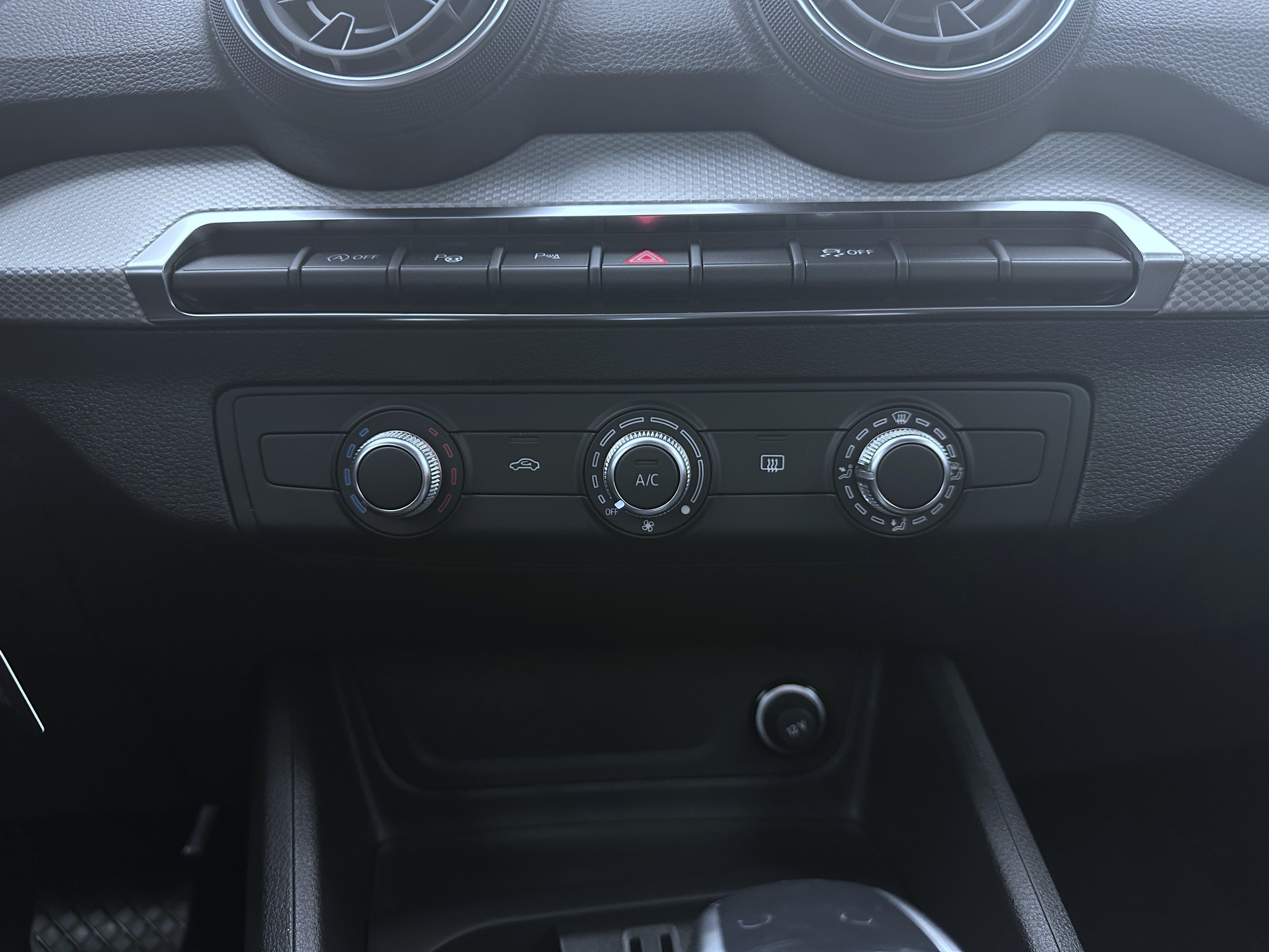 listing desktop thumbnail image 13