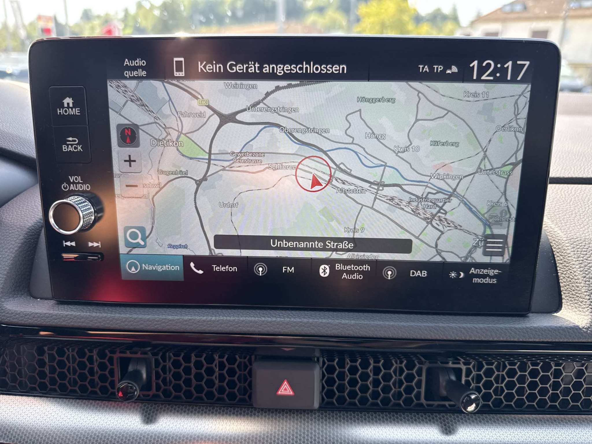 listing desktop thumbnail image 1