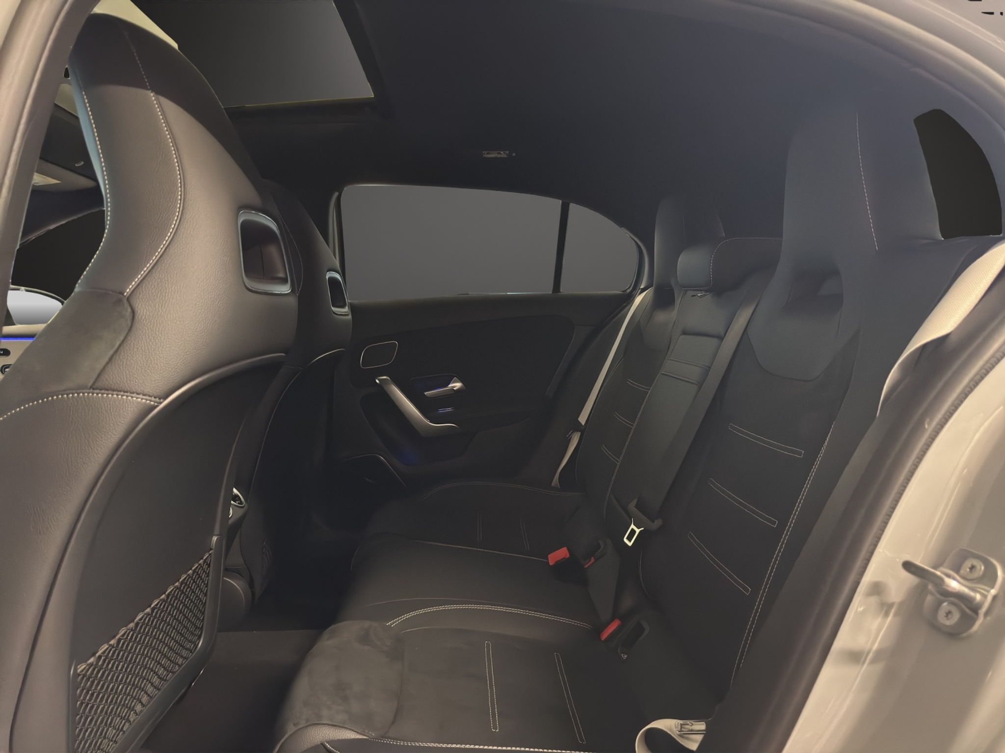 listing desktop thumbnail image 11