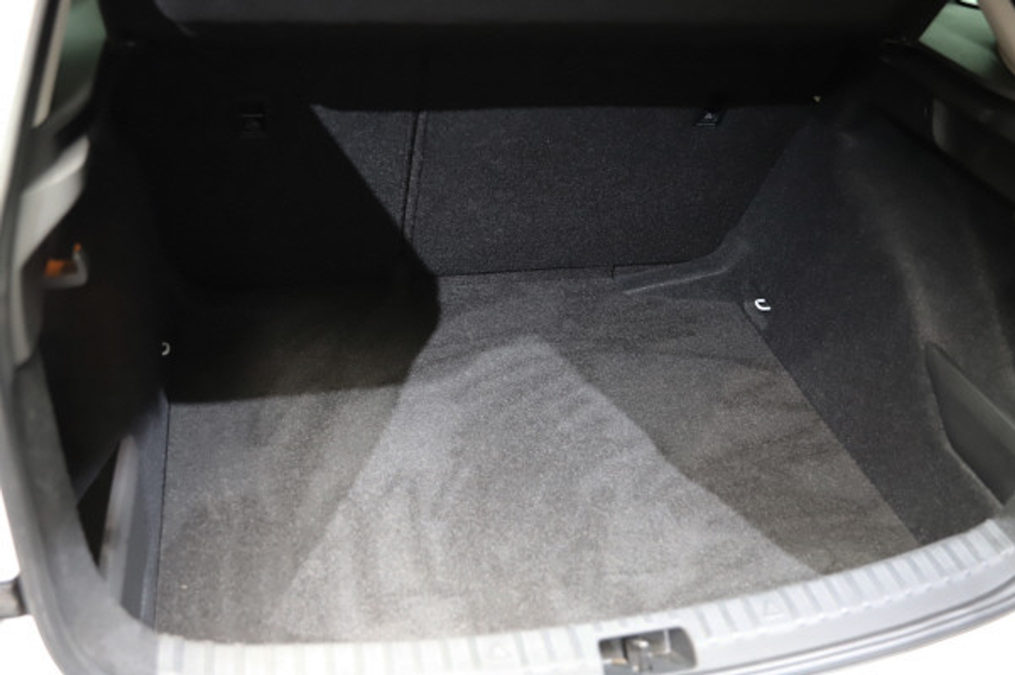 listing desktop thumbnail image 11