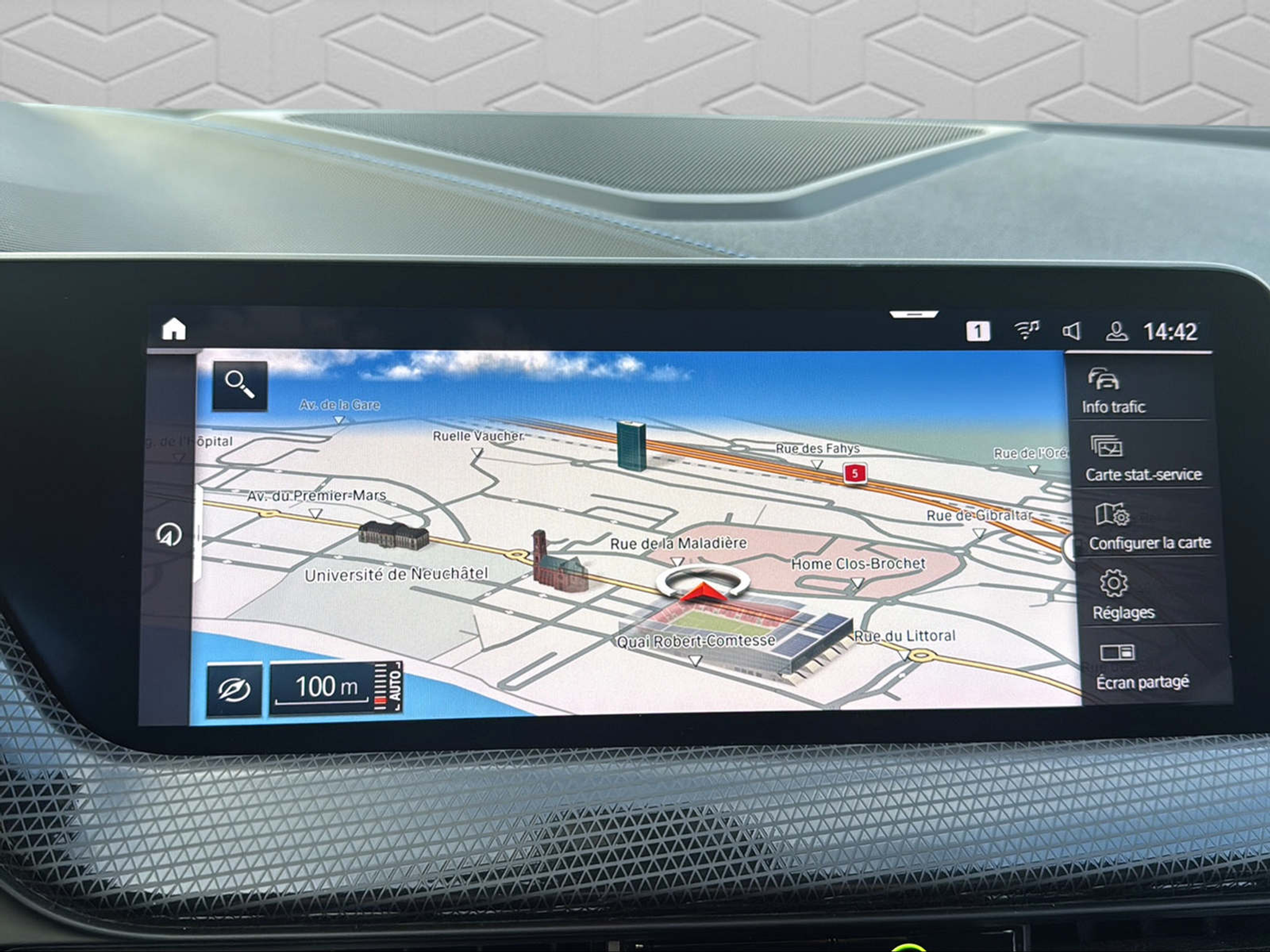 listing desktop thumbnail image 19