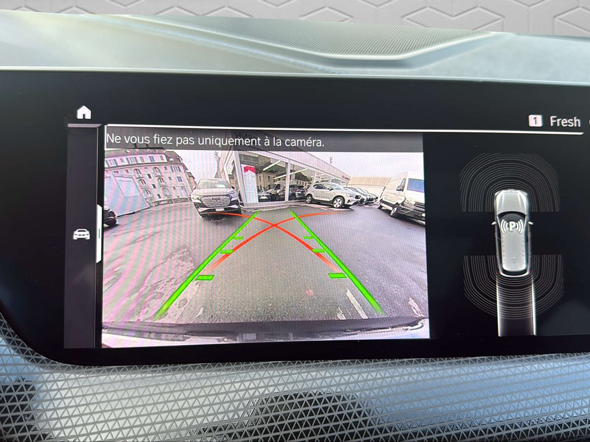 listing desktop thumbnail image 18