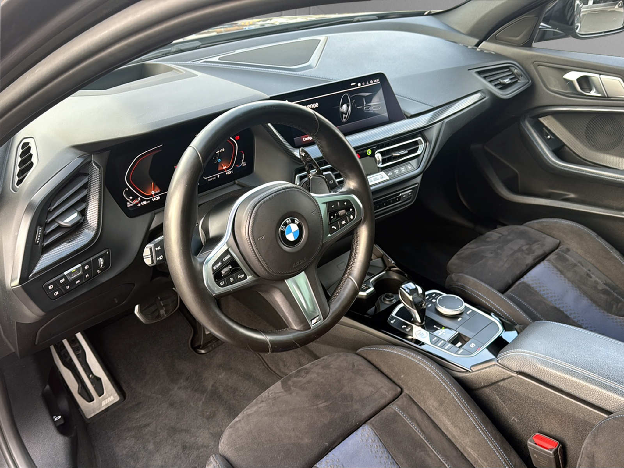 listing desktop thumbnail image 11