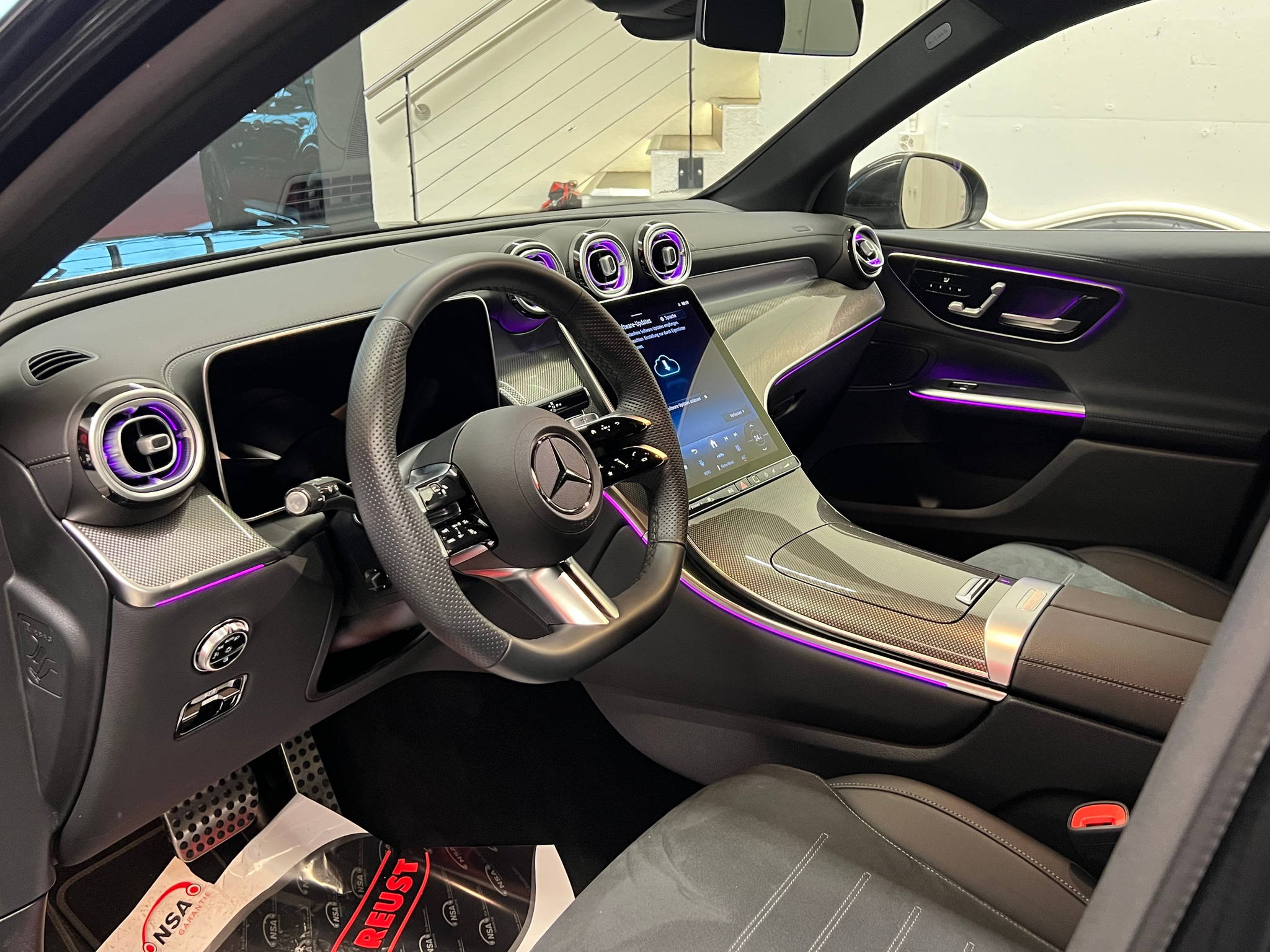 listing desktop thumbnail image 9