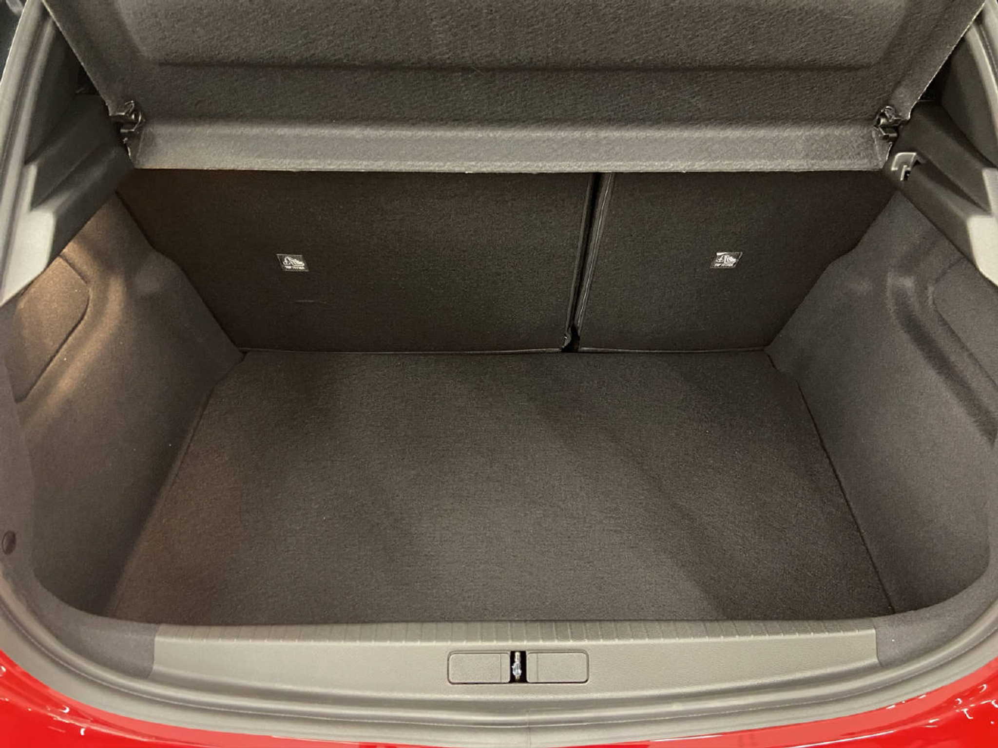 listing desktop thumbnail image 11