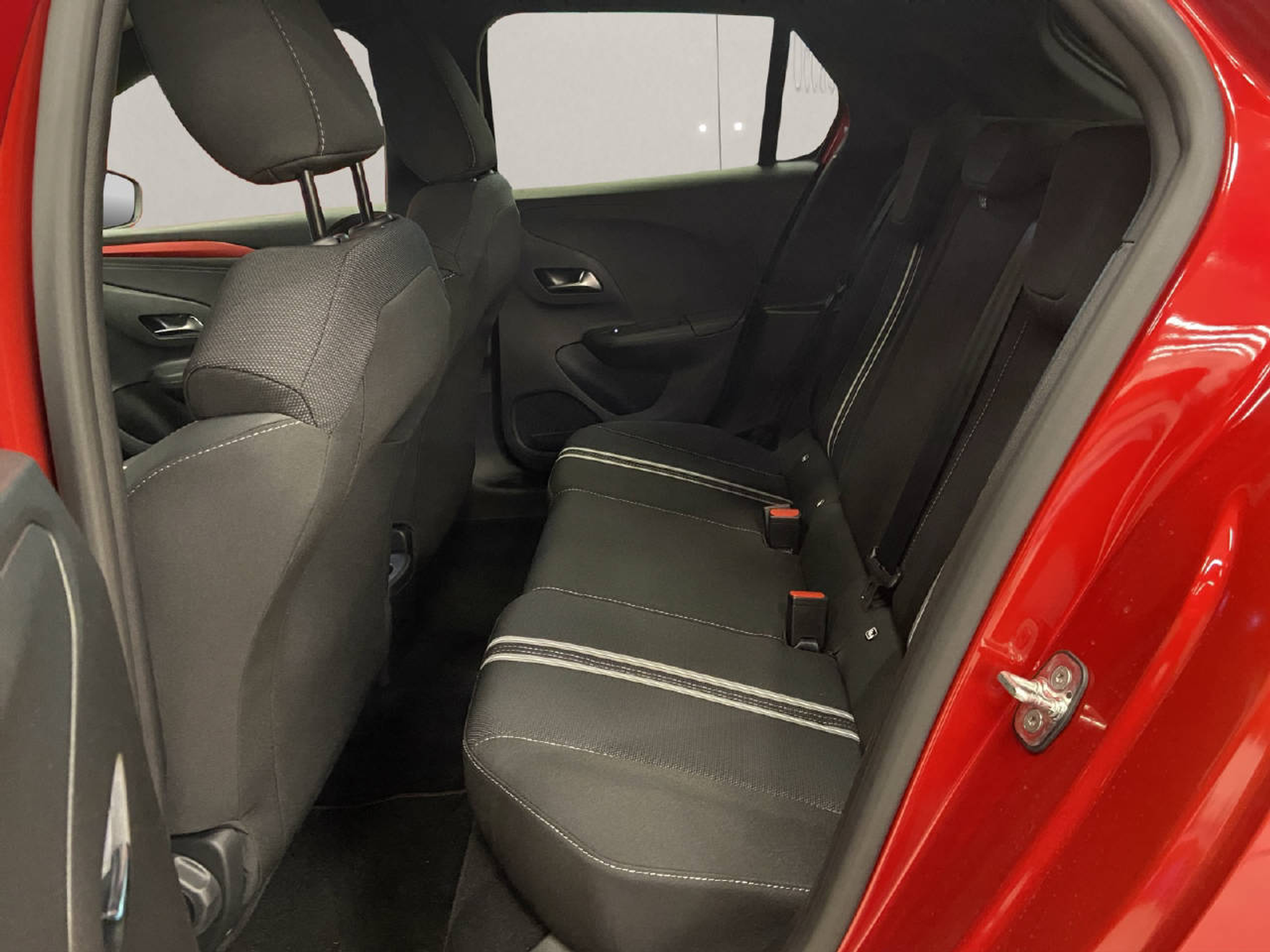 listing desktop thumbnail image 9