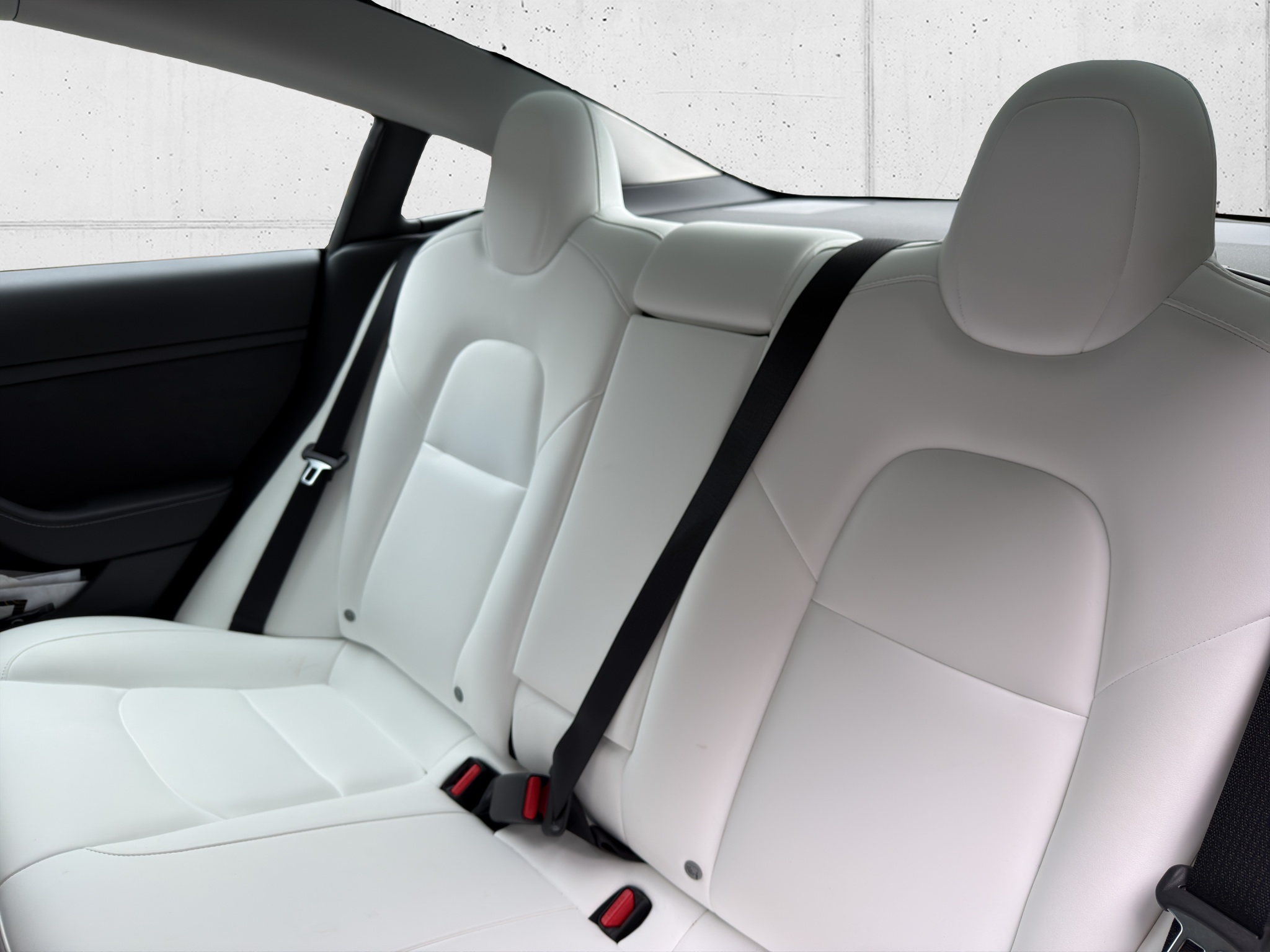 listing desktop thumbnail image 17