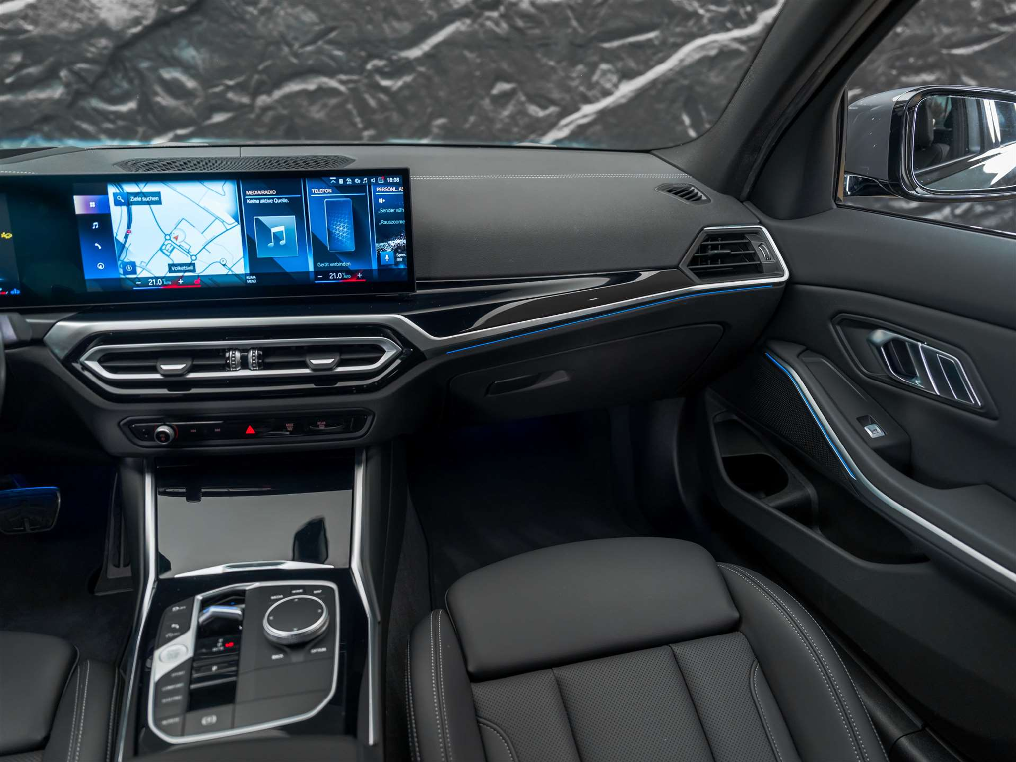 listing desktop thumbnail image 25