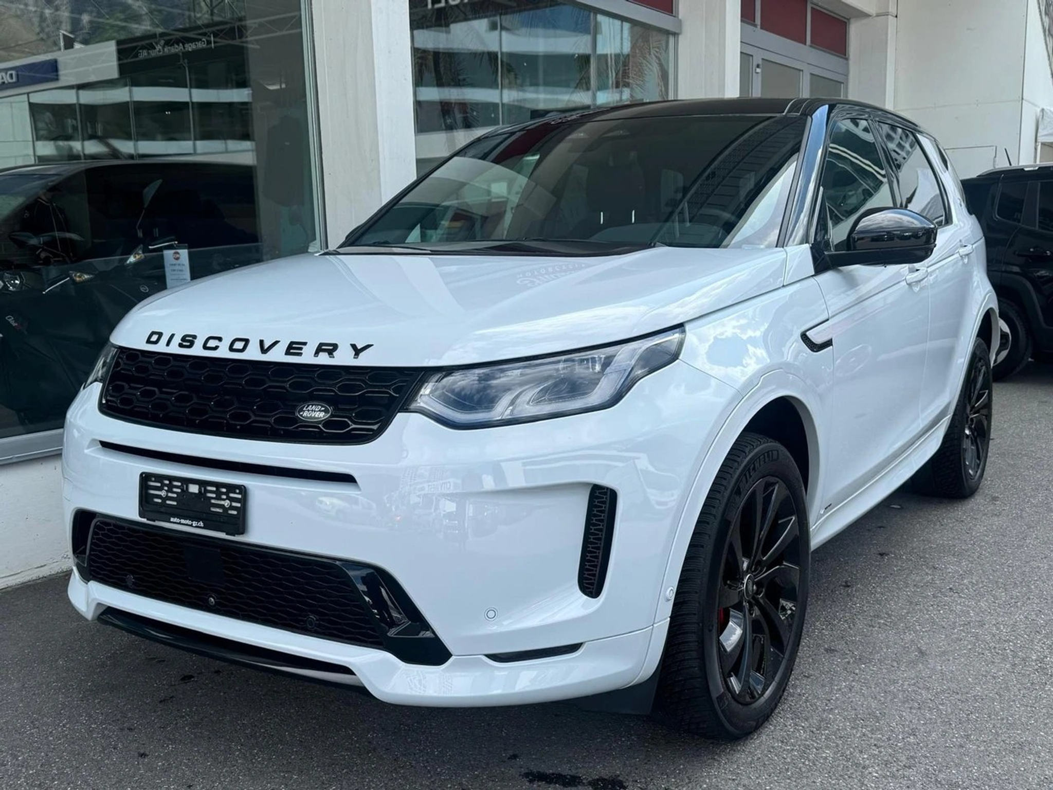 listing desktop thumbnail image 5