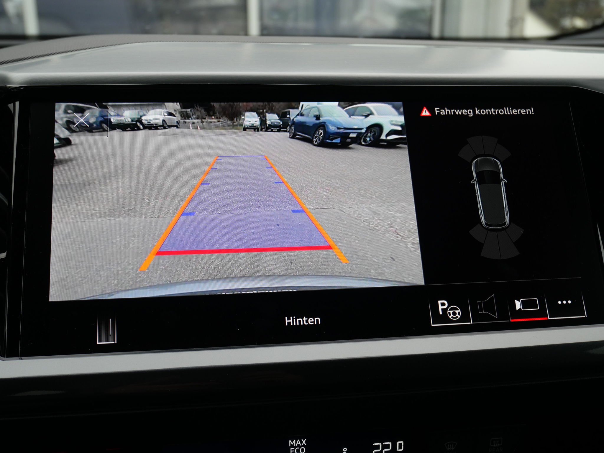 listing desktop thumbnail image 18