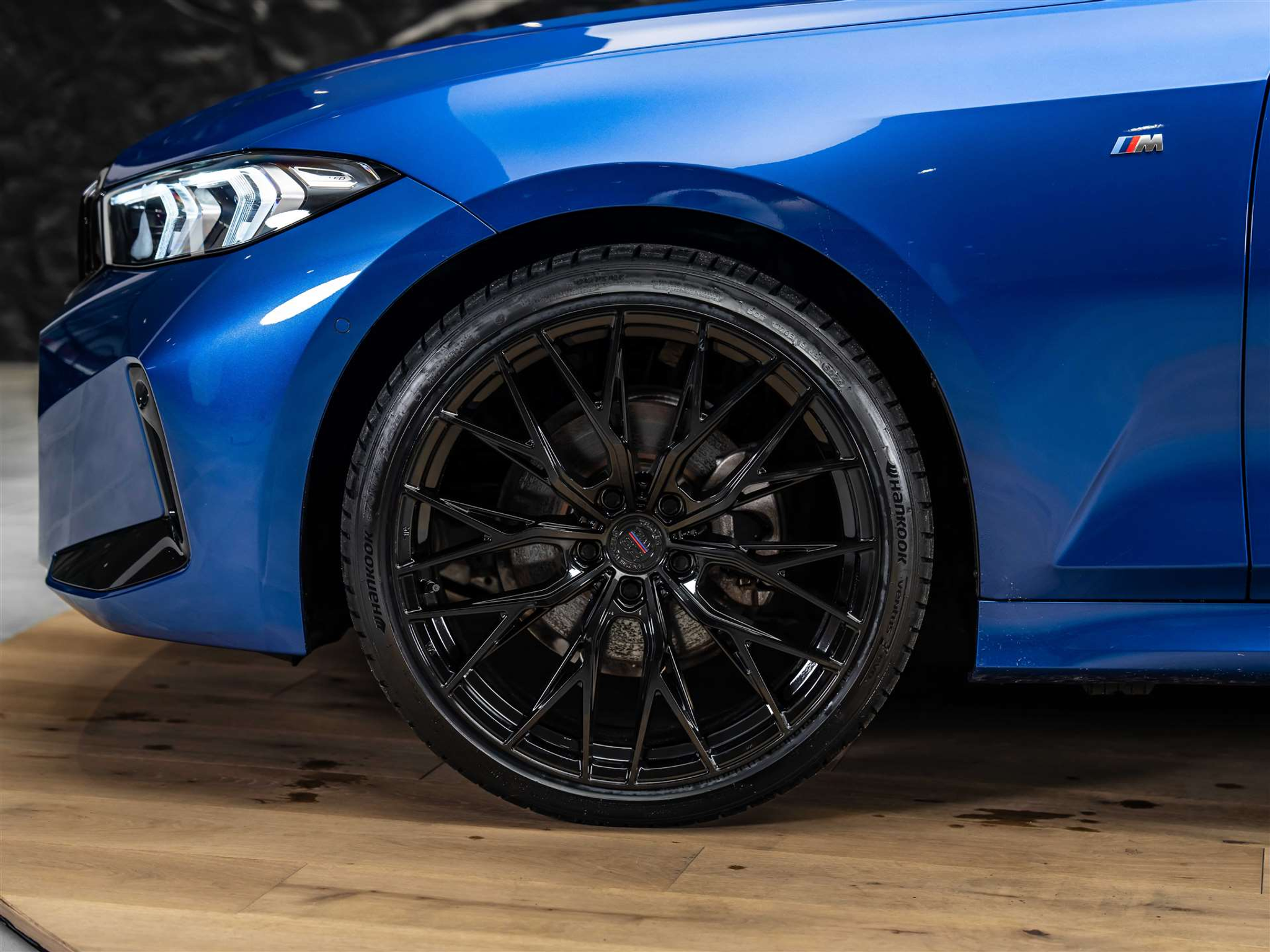 listing desktop thumbnail image 18