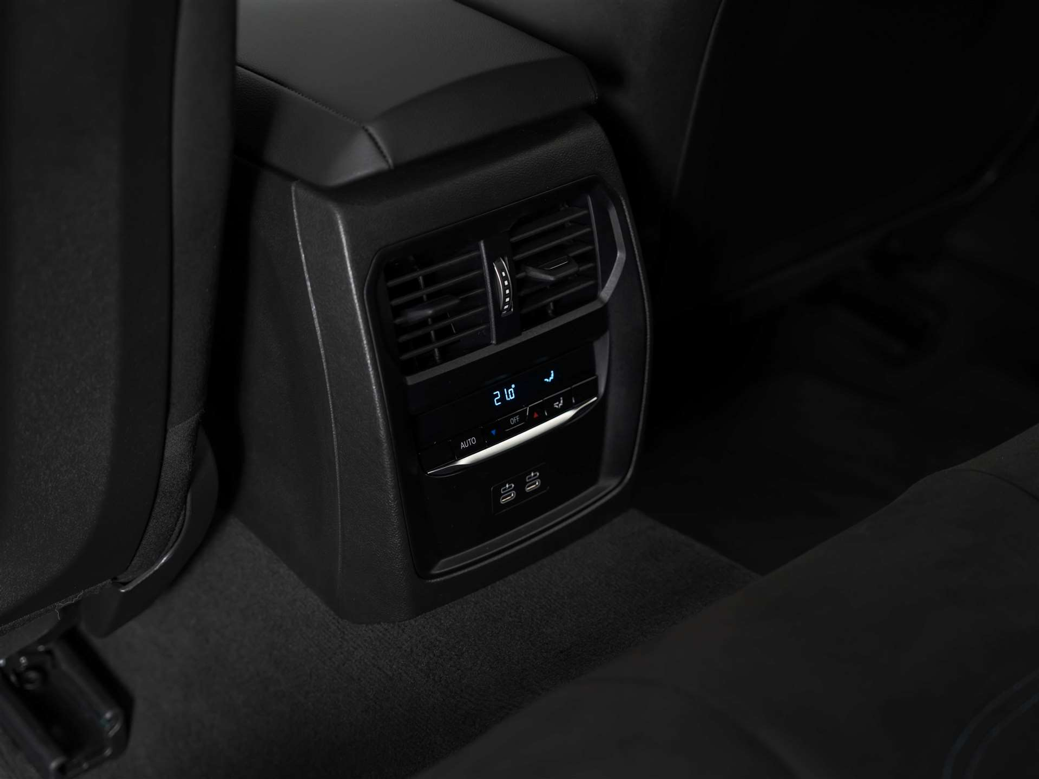 listing desktop thumbnail image 23