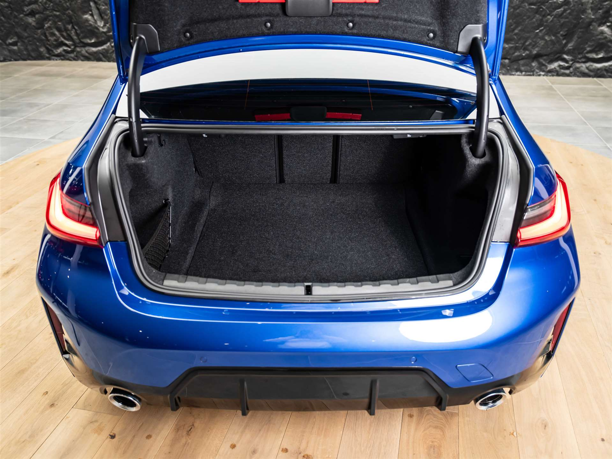 listing desktop thumbnail image 42