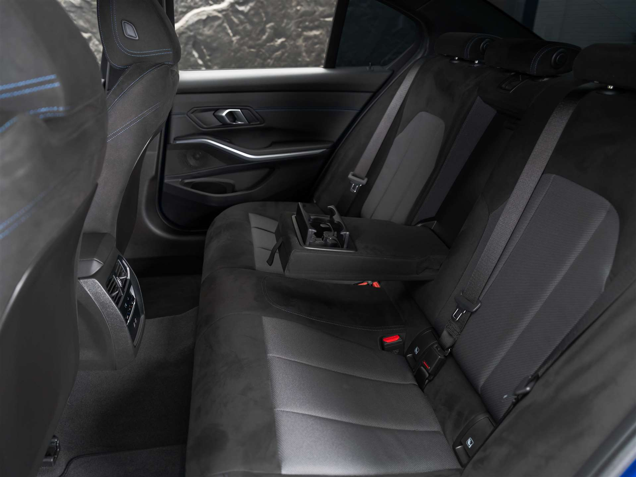 listing desktop thumbnail image 13