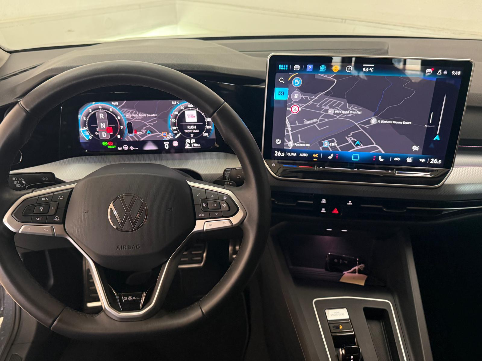 listing desktop thumbnail image 6