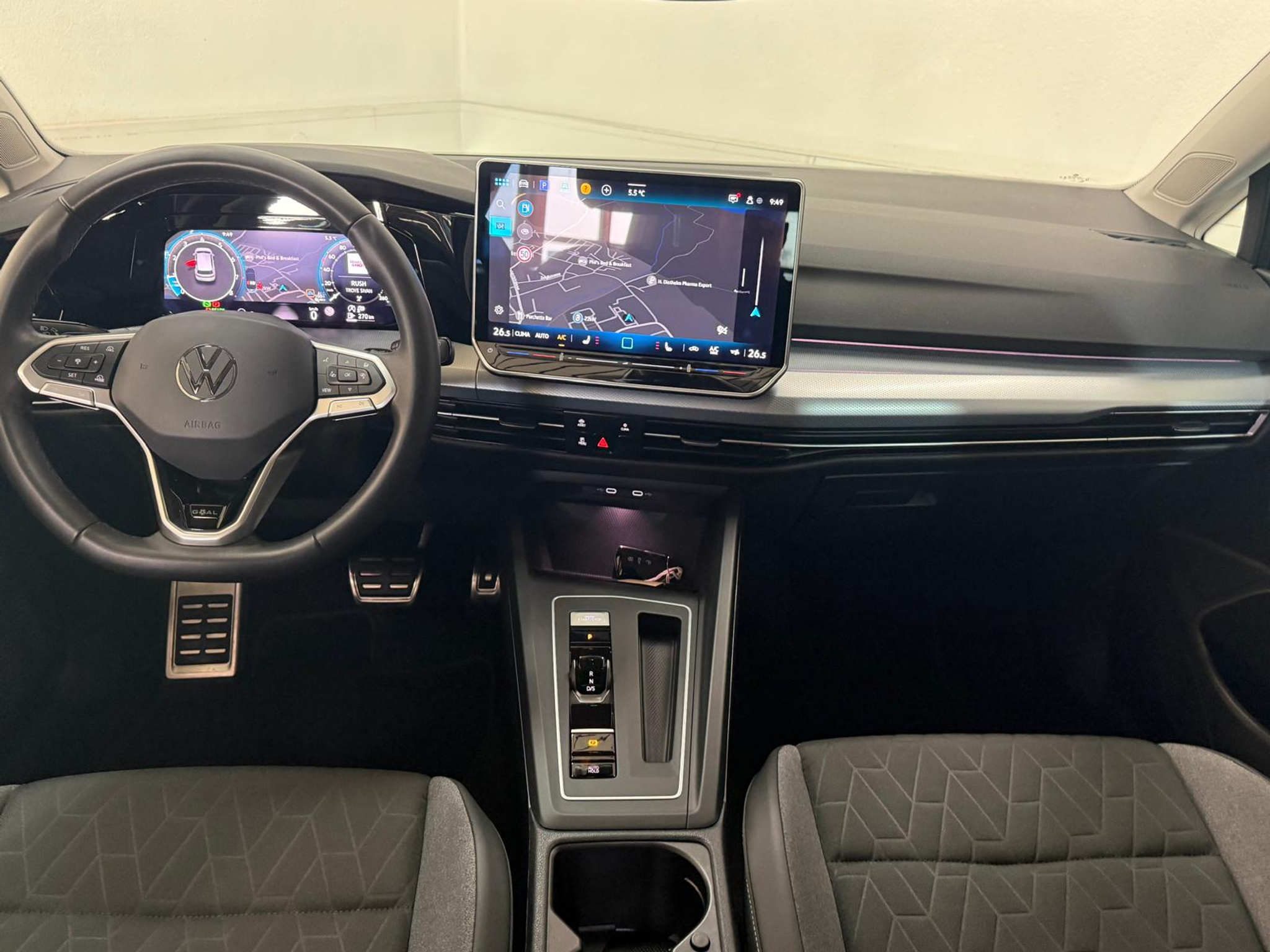 listing desktop thumbnail image 7