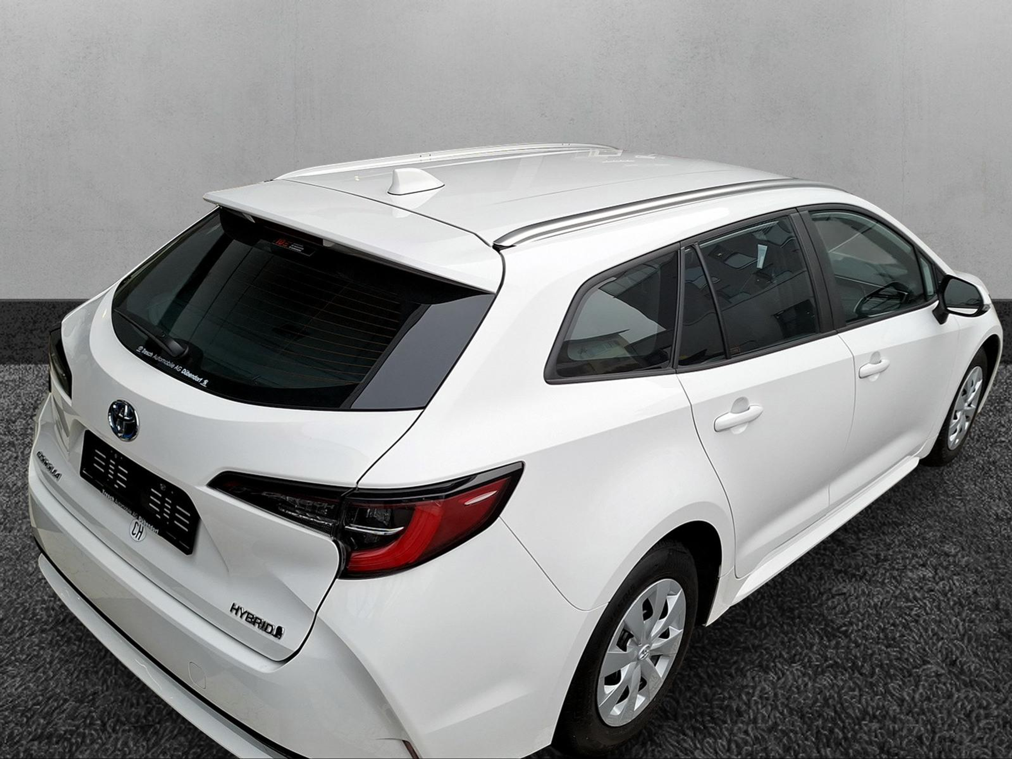 listing desktop thumbnail image 4