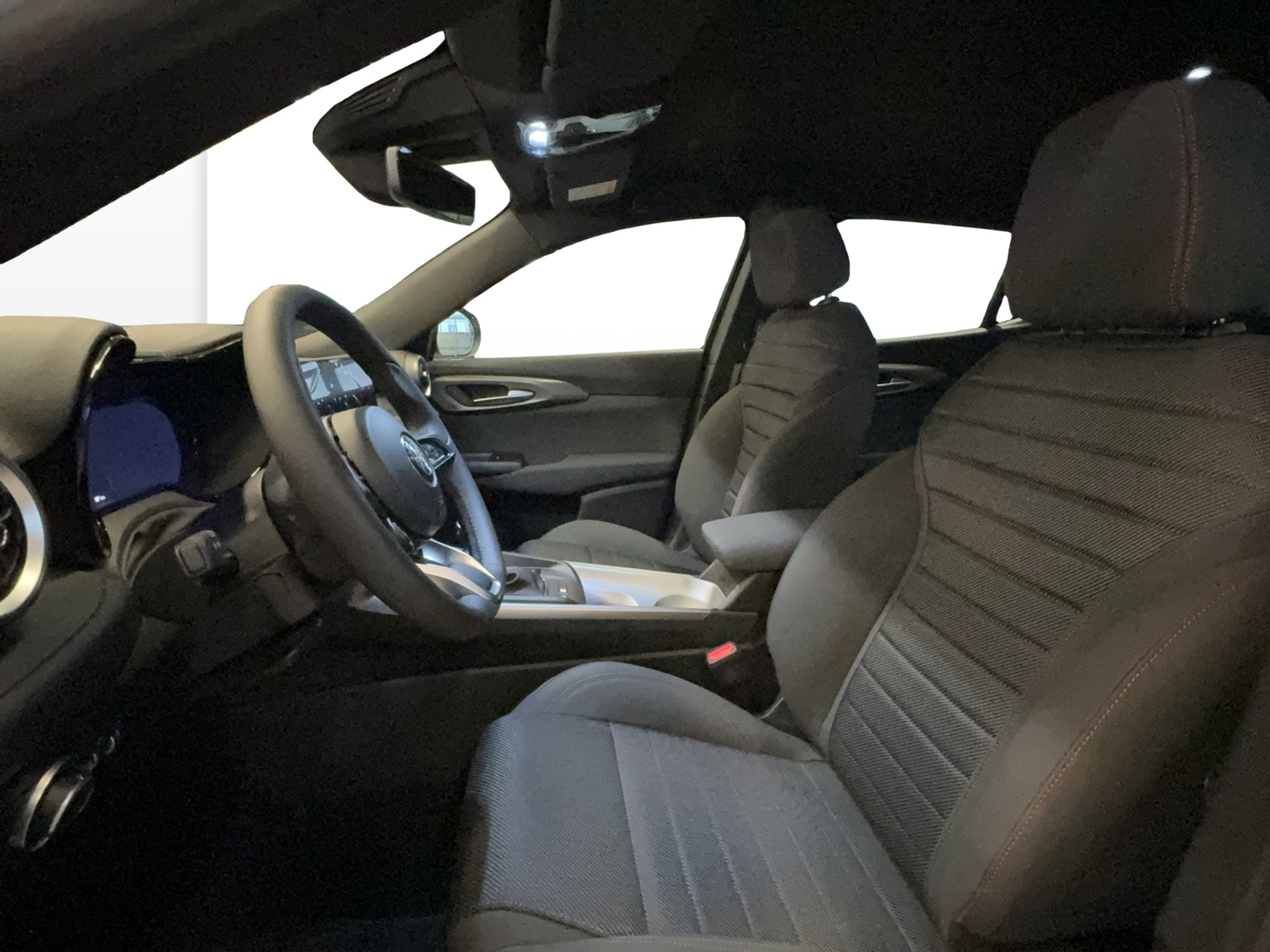 listing desktop thumbnail image 4