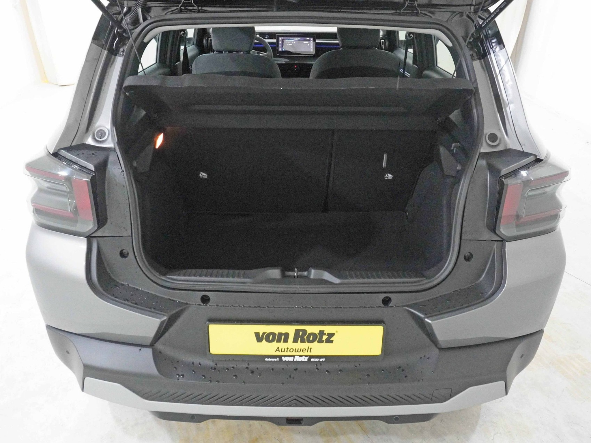 listing desktop thumbnail image 17