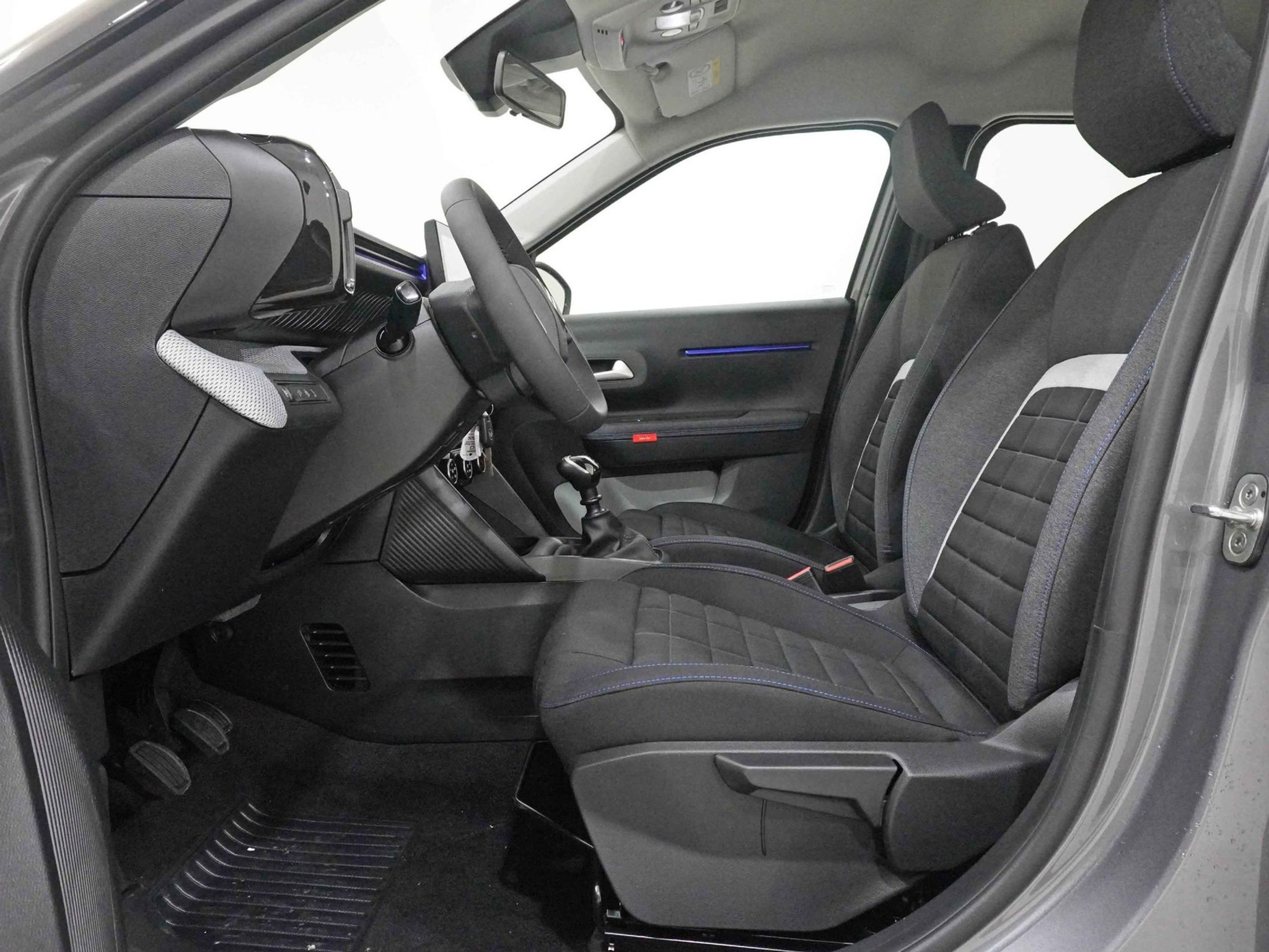 listing desktop thumbnail image 6