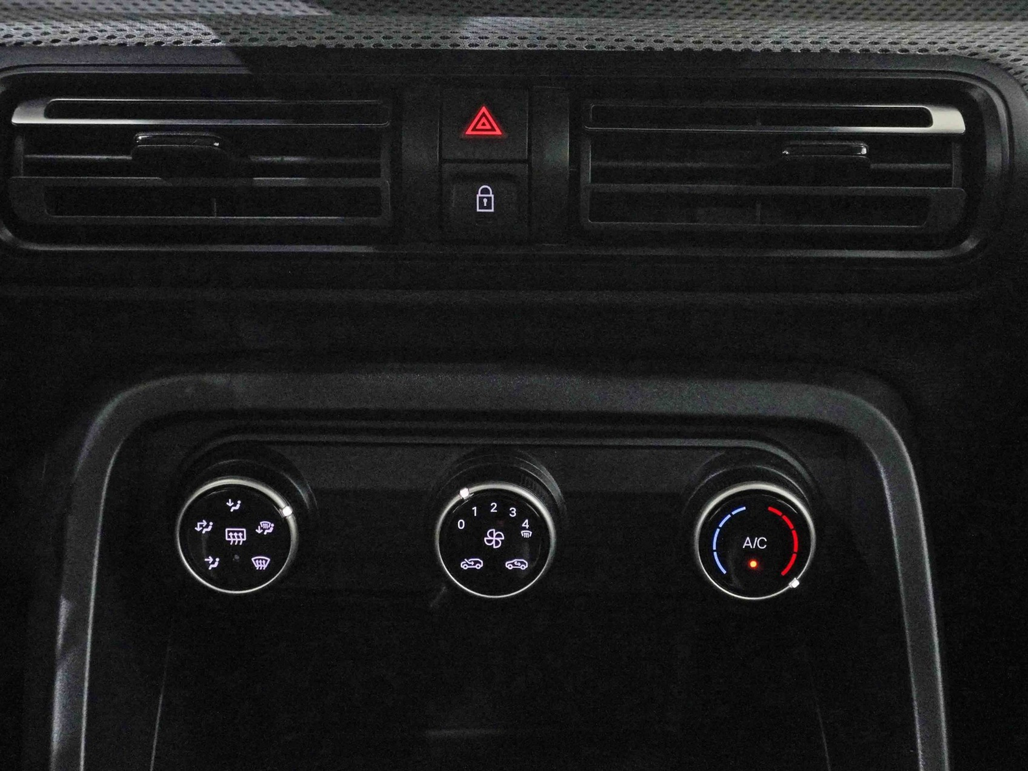 listing desktop thumbnail image 13