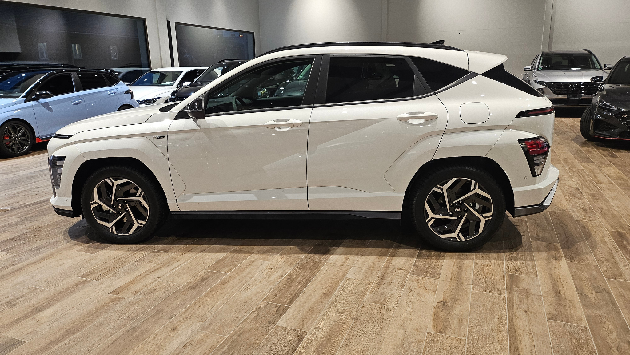 listing desktop thumbnail image 14