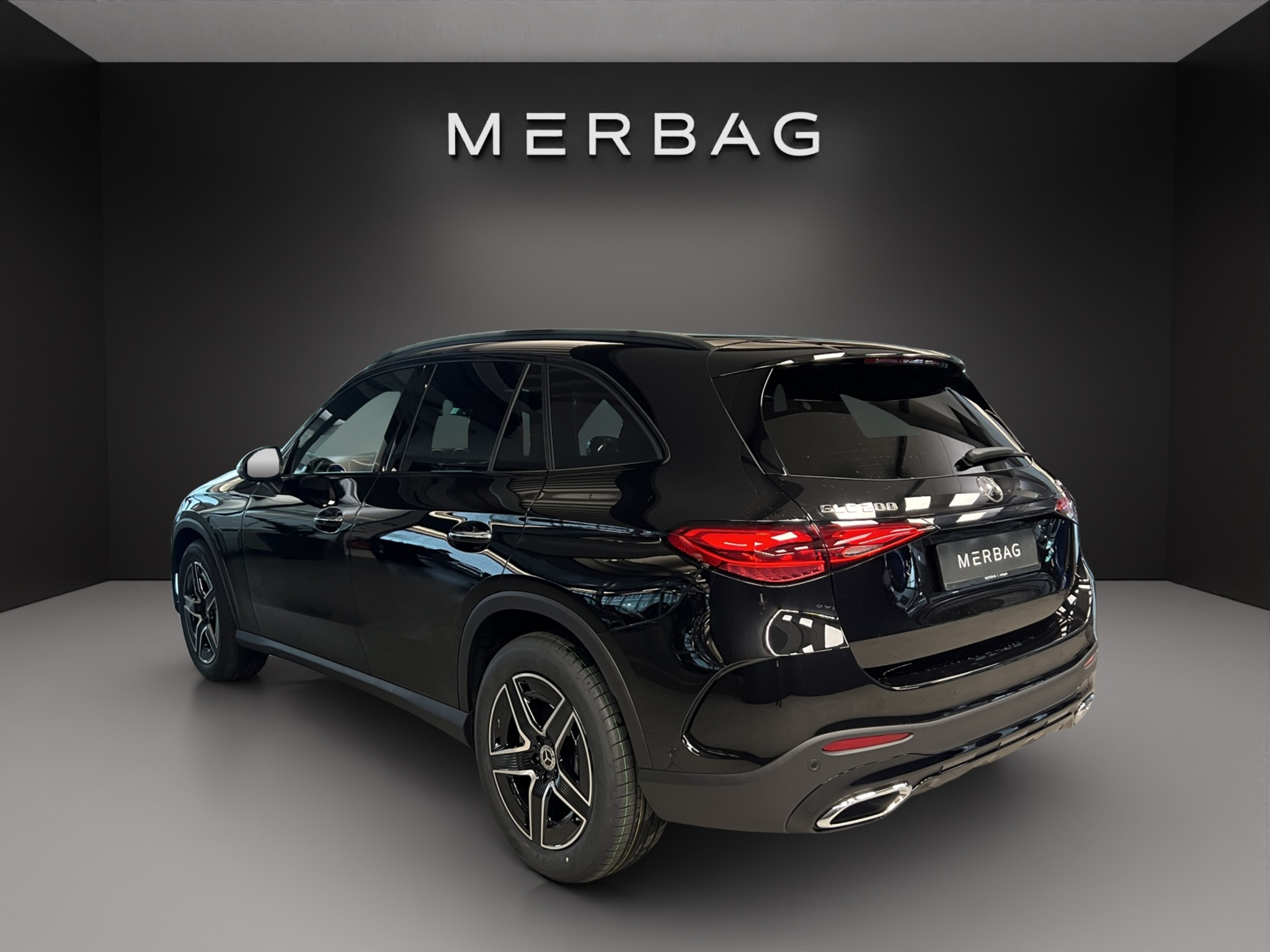 listing desktop thumbnail image 3