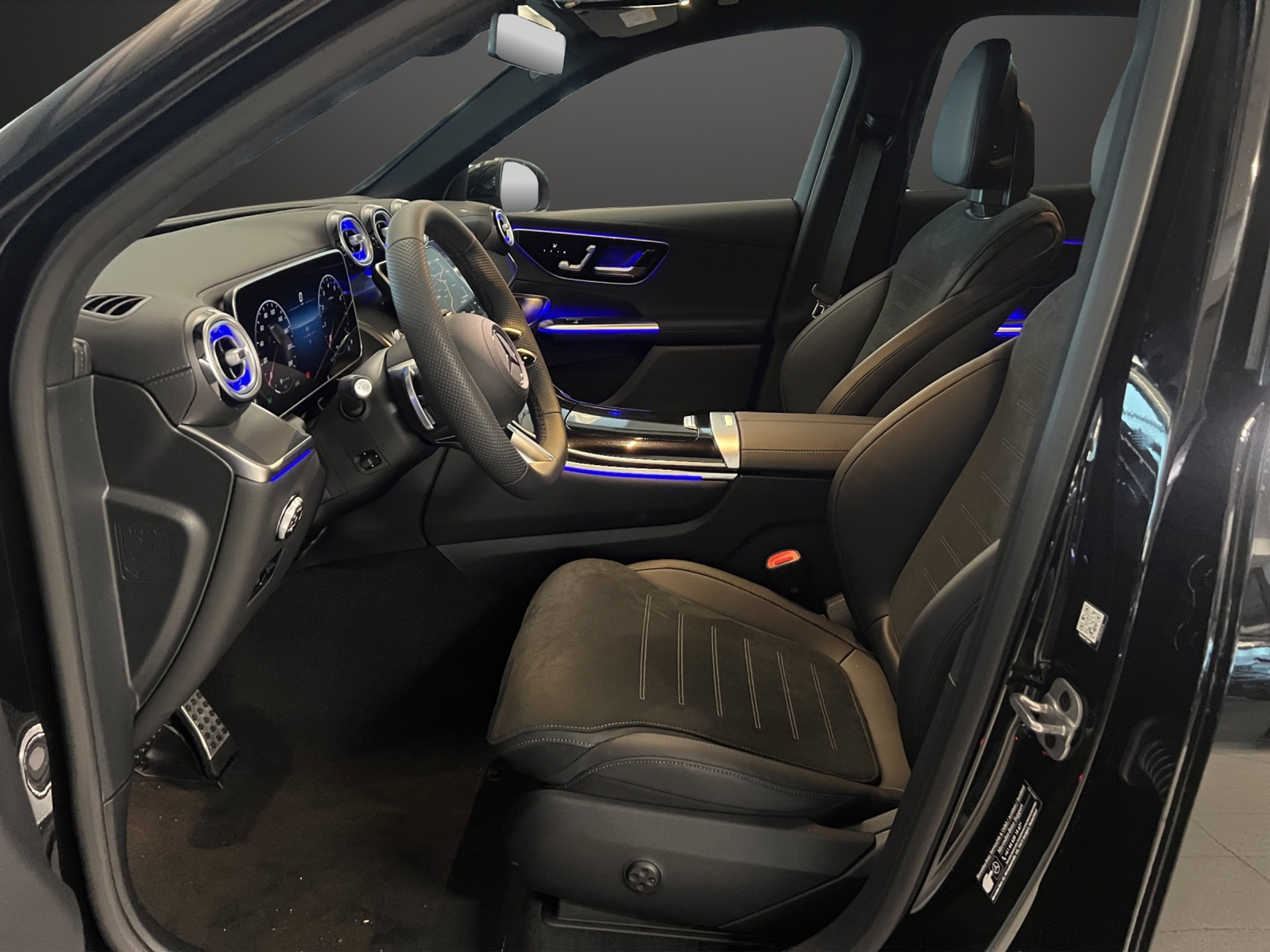 listing desktop thumbnail image 8