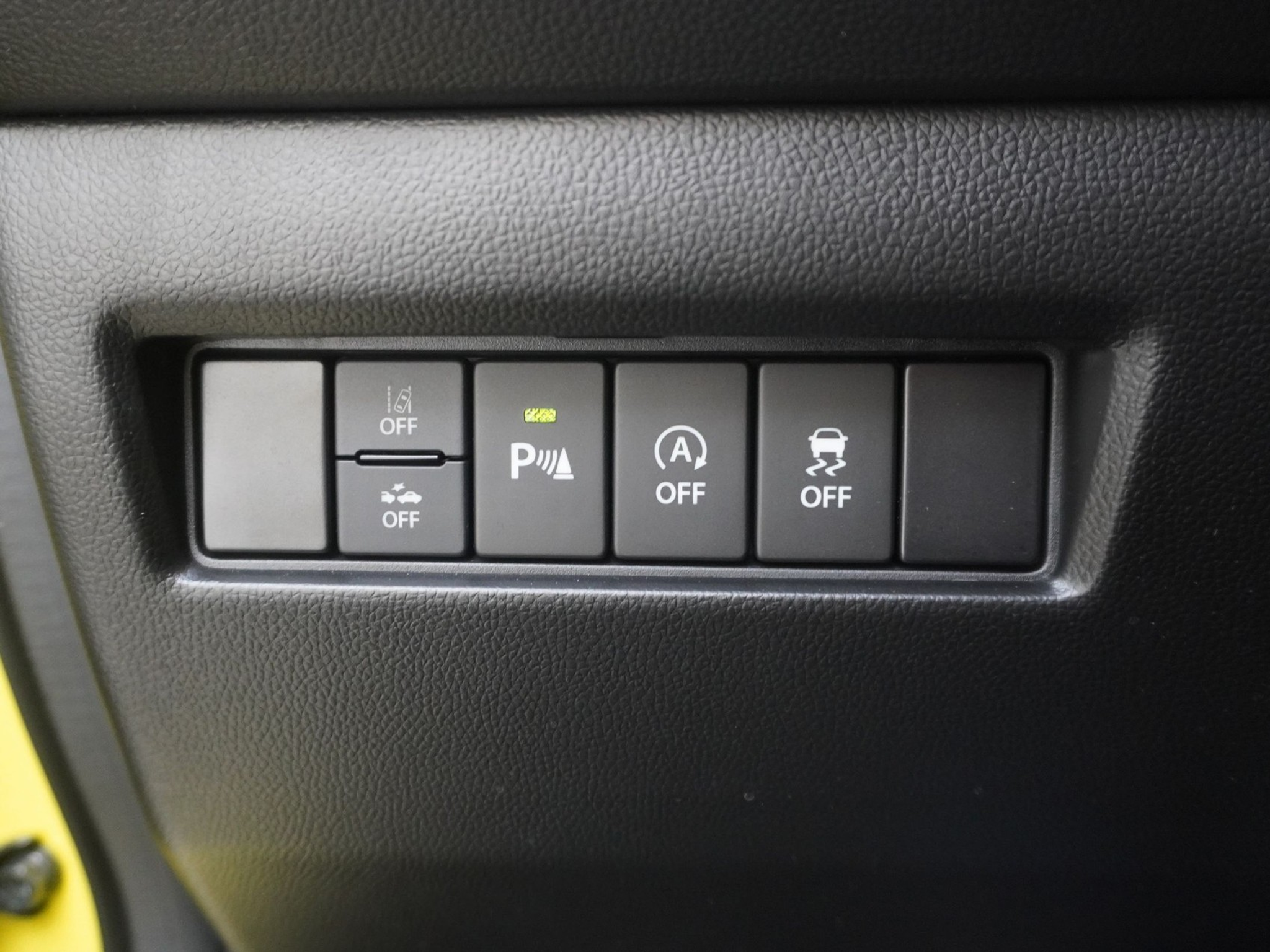 listing desktop thumbnail image 17